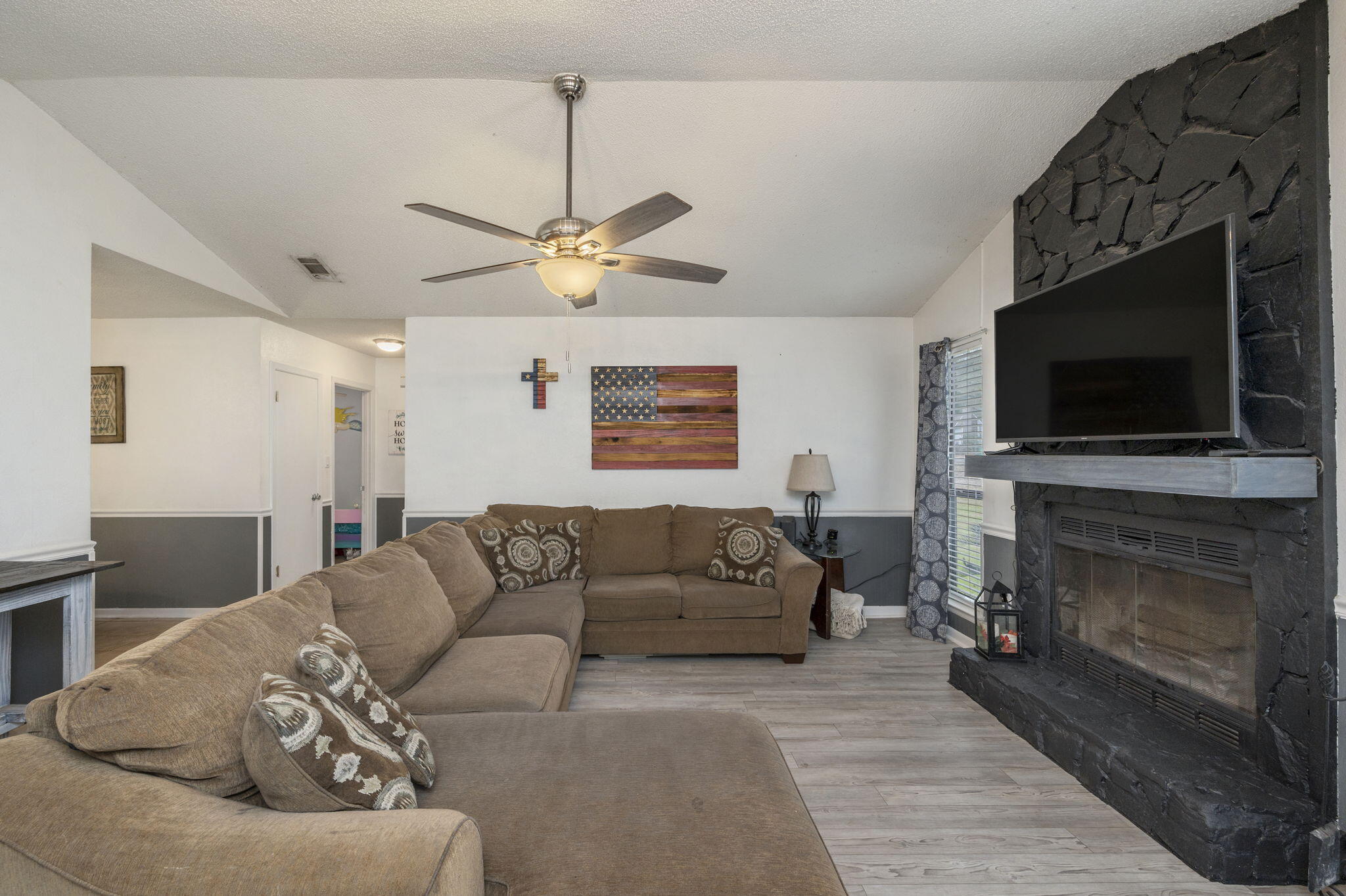 COUNTRY OAKS ESTATES PH 2 - Residential