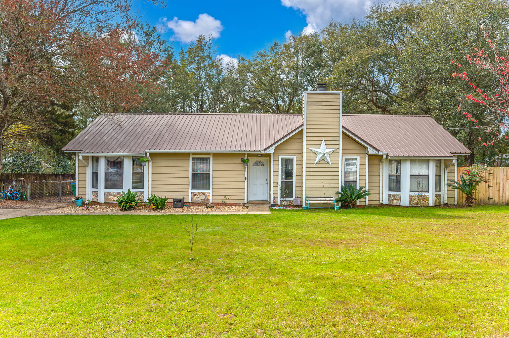 COUNTRY OAKS ESTATES PH 2 - Residential