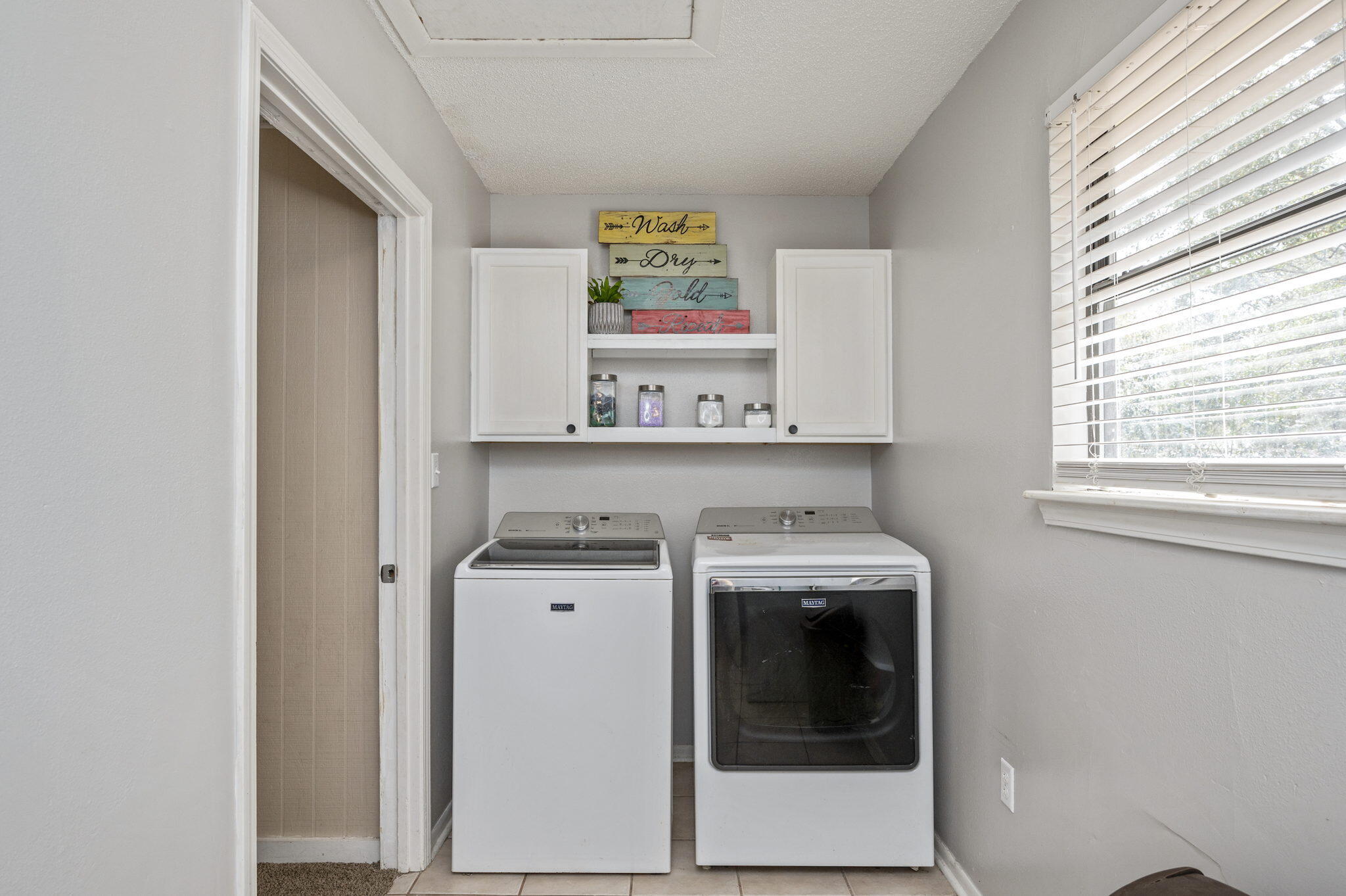 COUNTRY OAKS ESTATES PH 2 - Residential