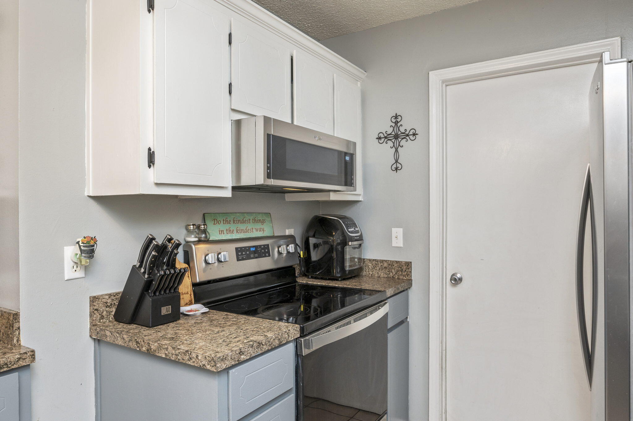 COUNTRY OAKS ESTATES PH 2 - Residential