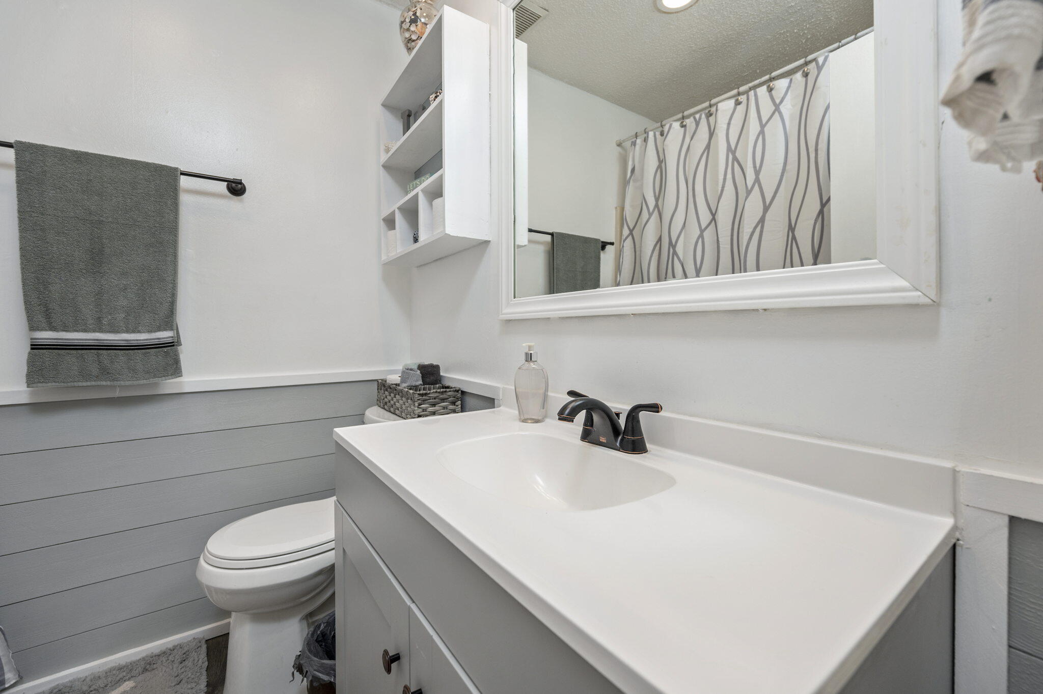 COUNTRY OAKS ESTATES PH 2 - Residential