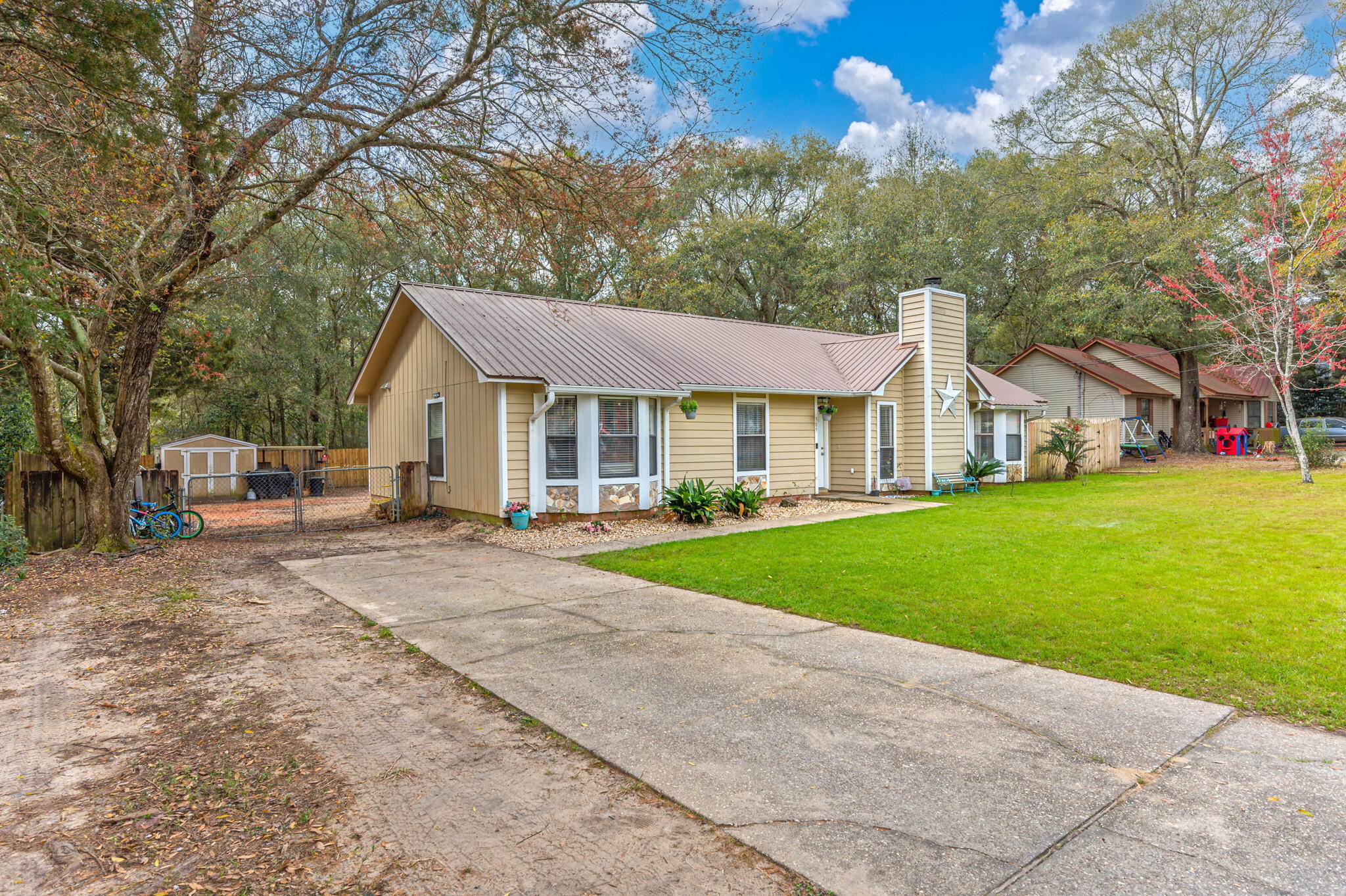 COUNTRY OAKS ESTATES PH 2 - Residential