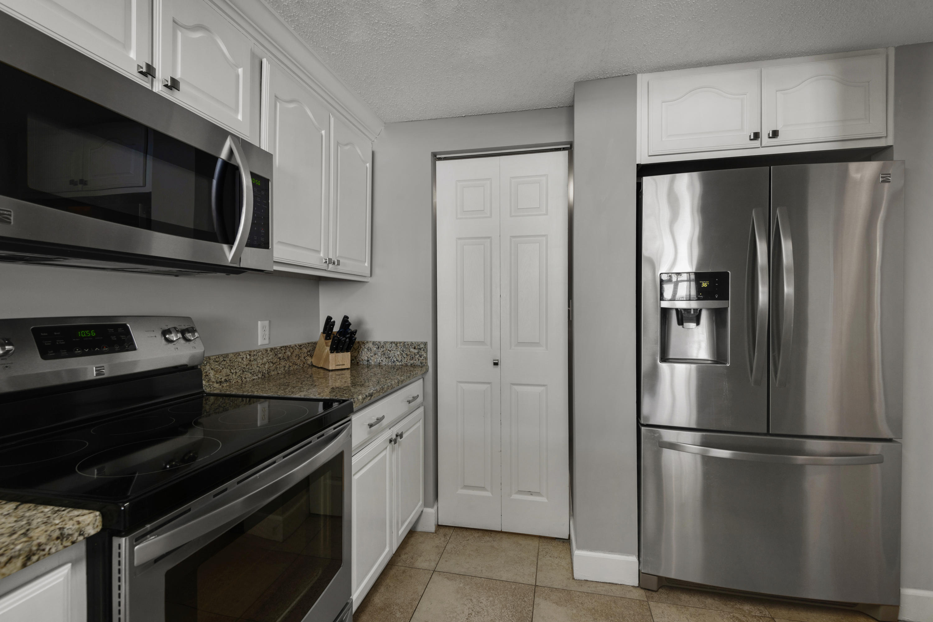 JADE EAST TOWERS CONDO - Residential