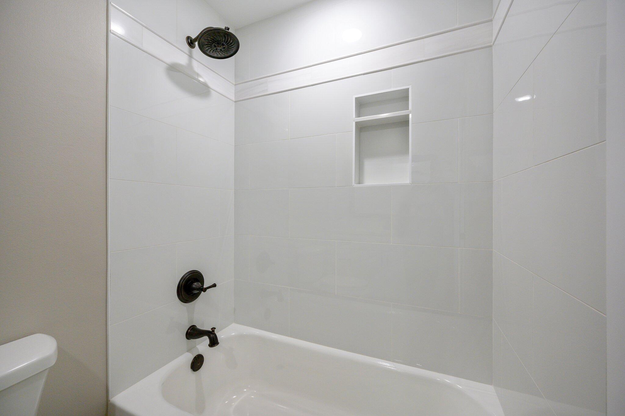 QUIET OAKS S/D - Residential