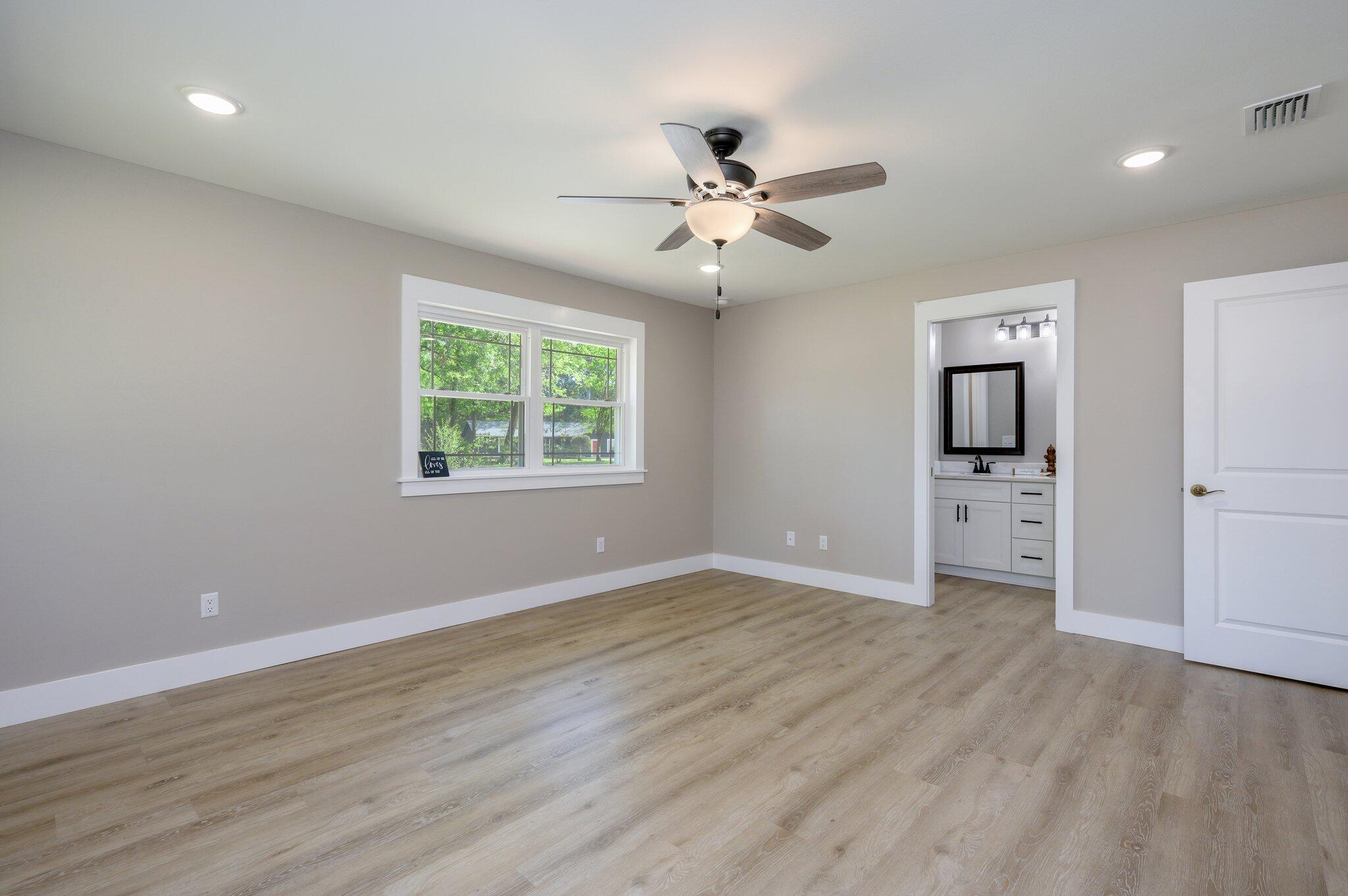 QUIET OAKS S/D - Residential