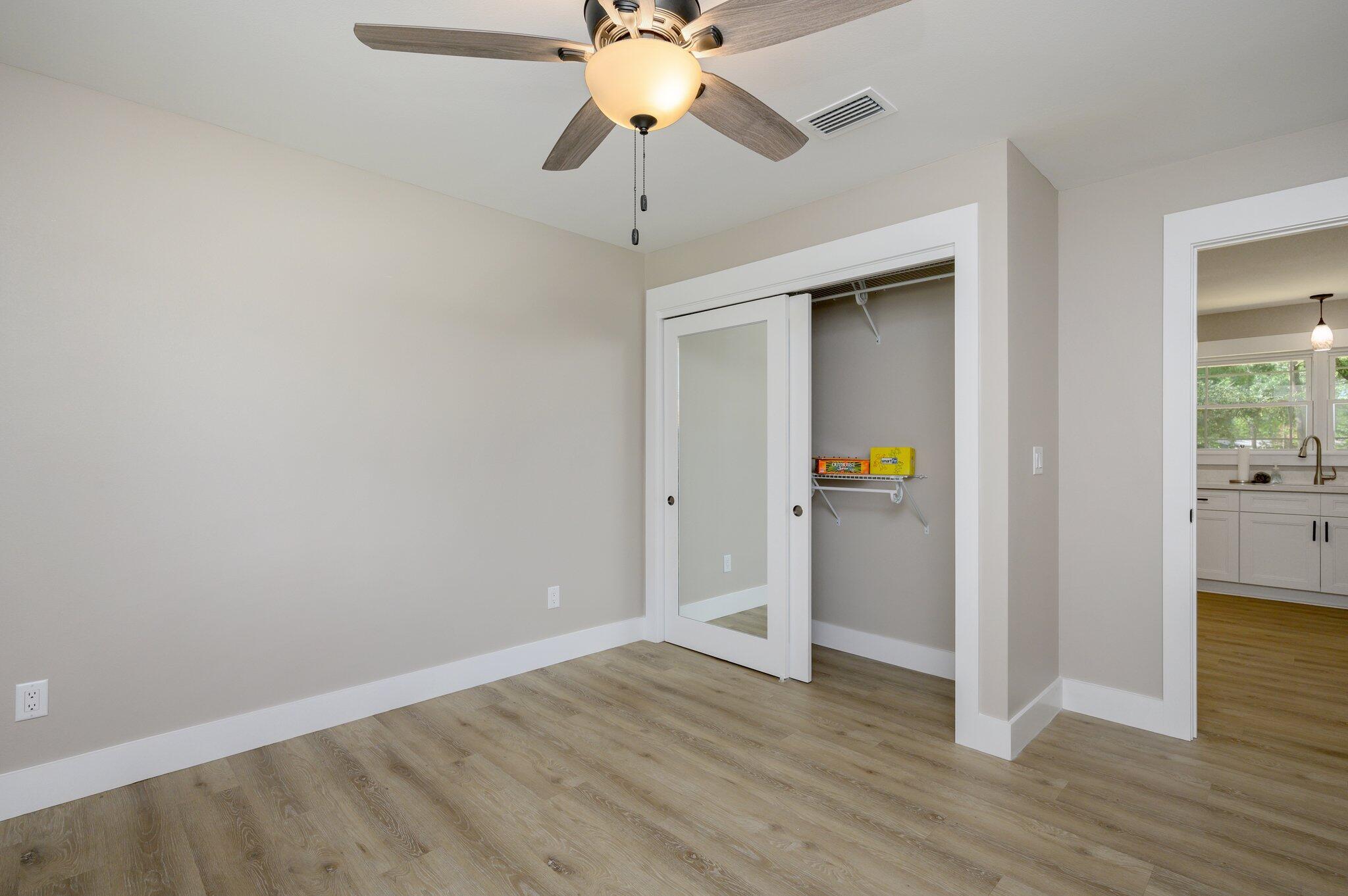 QUIET OAKS S/D - Residential