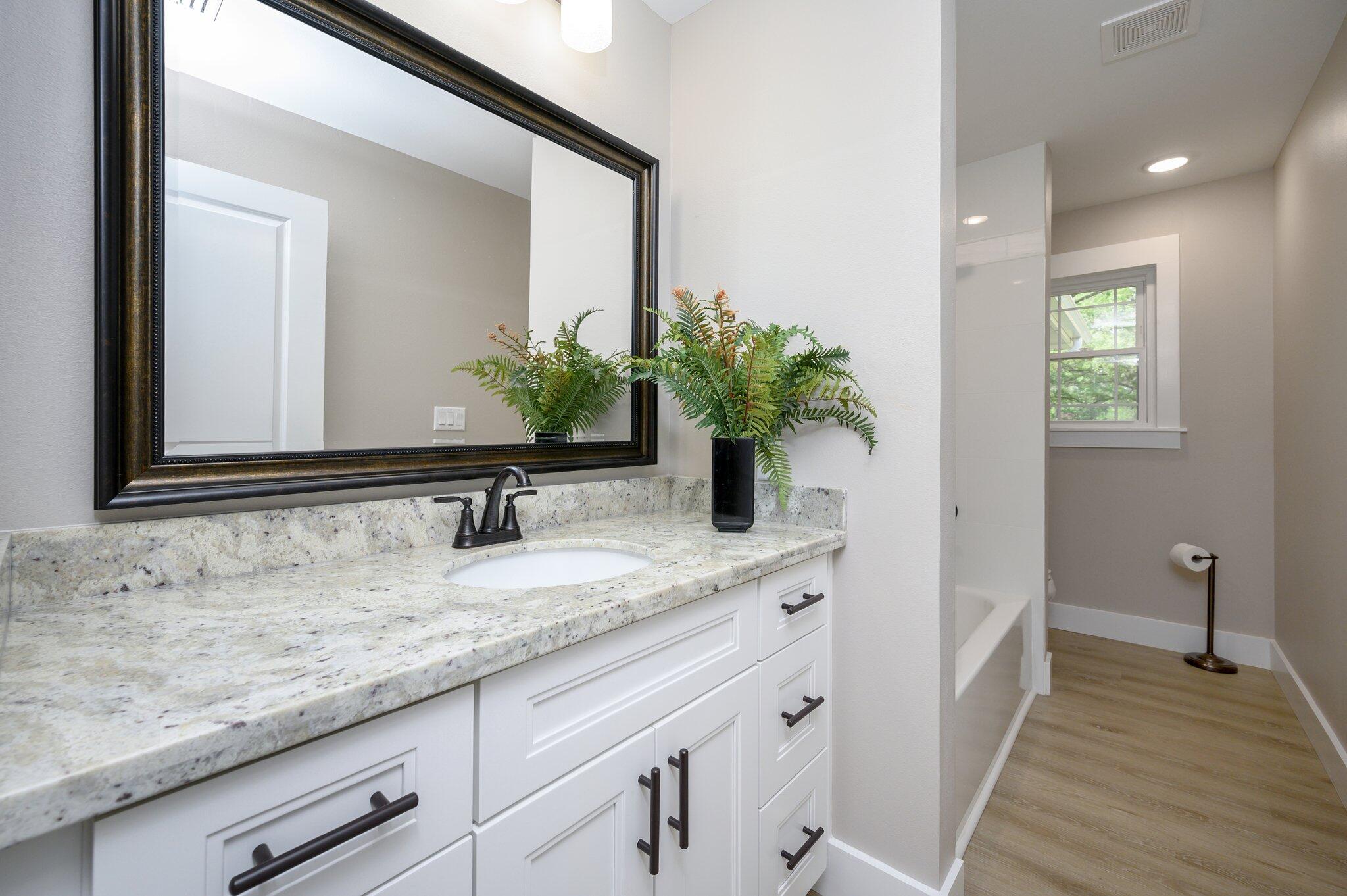 QUIET OAKS S/D - Residential