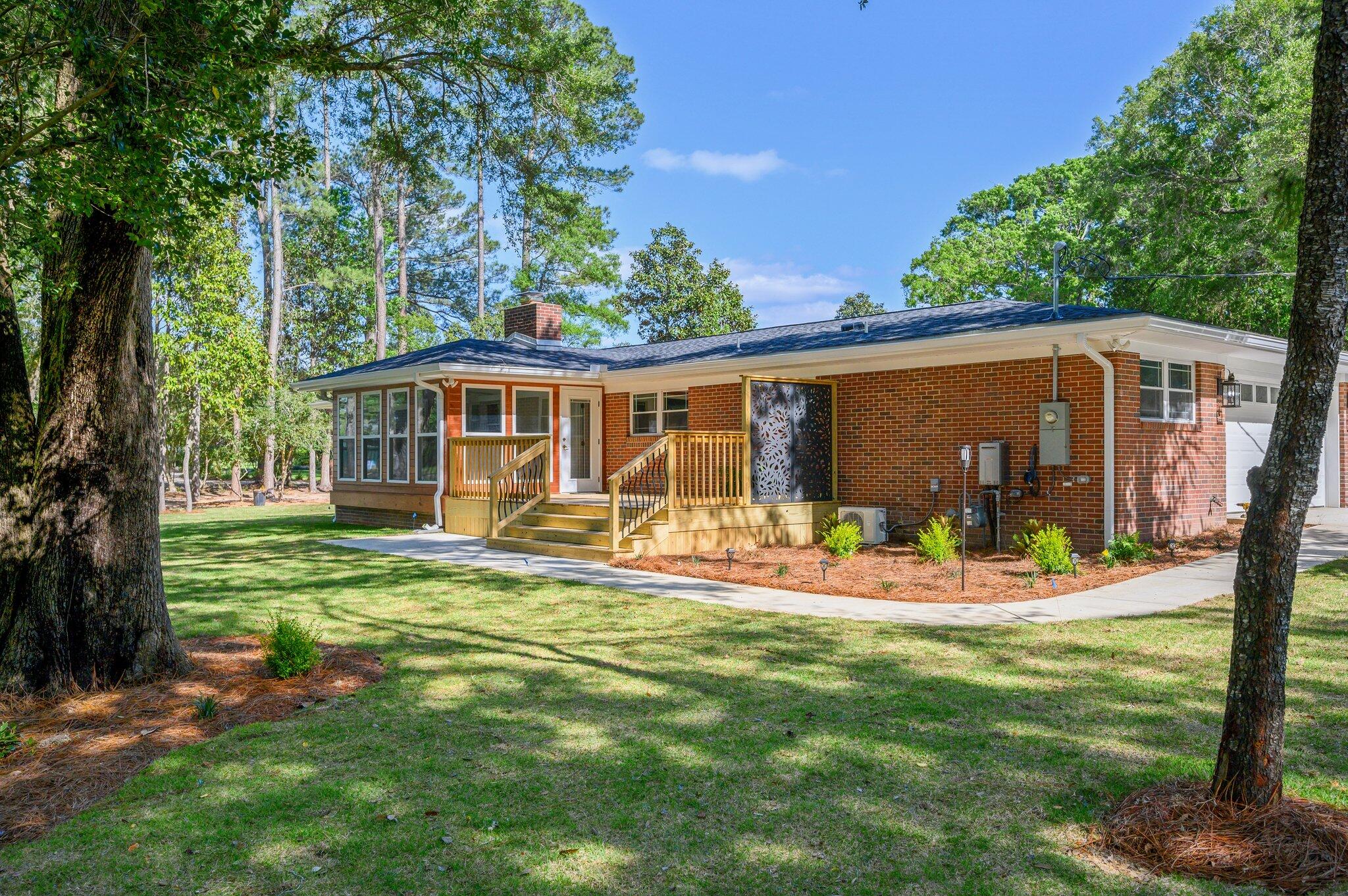 QUIET OAKS S/D - Residential