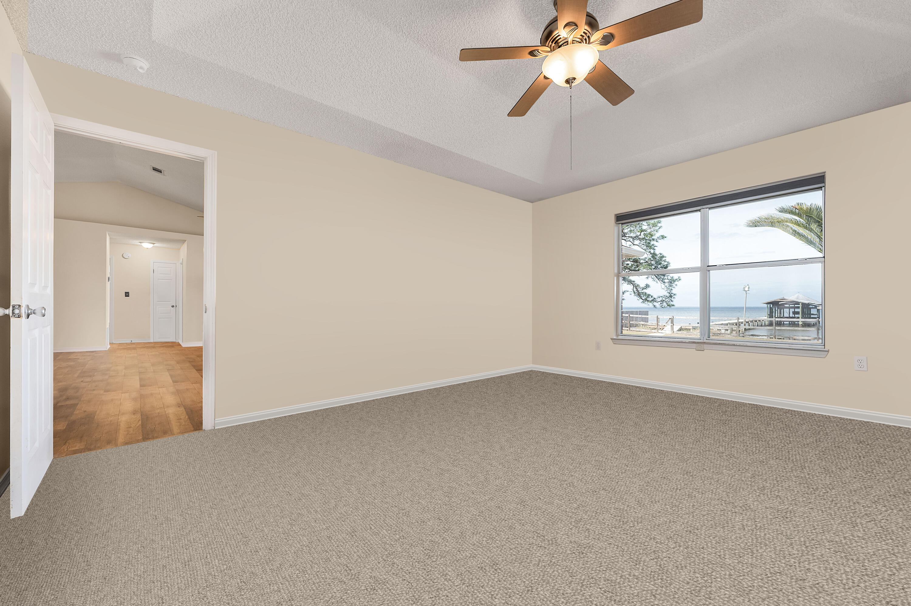 SANDY COVE - Residential