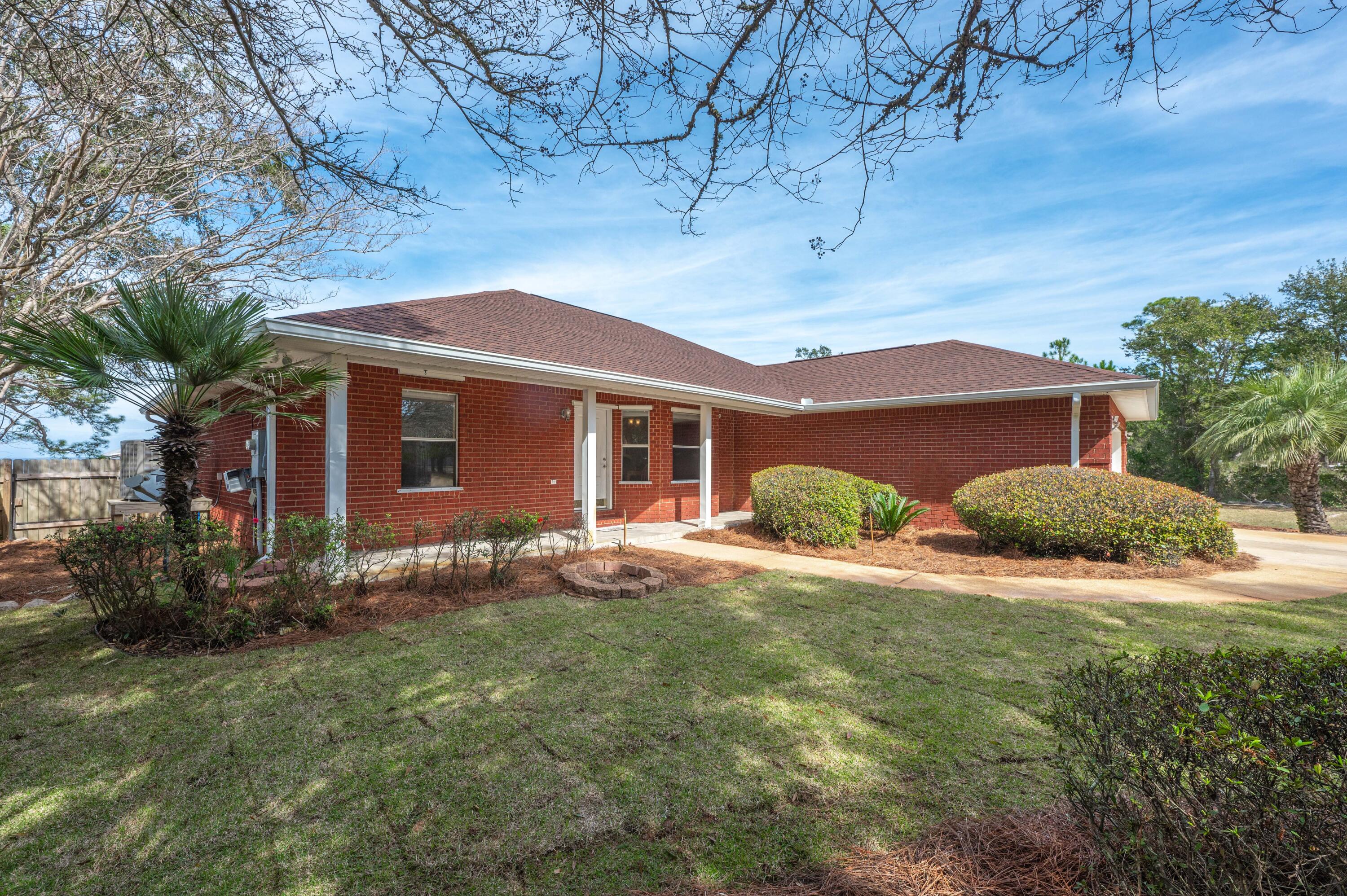 SANDY COVE - Residential