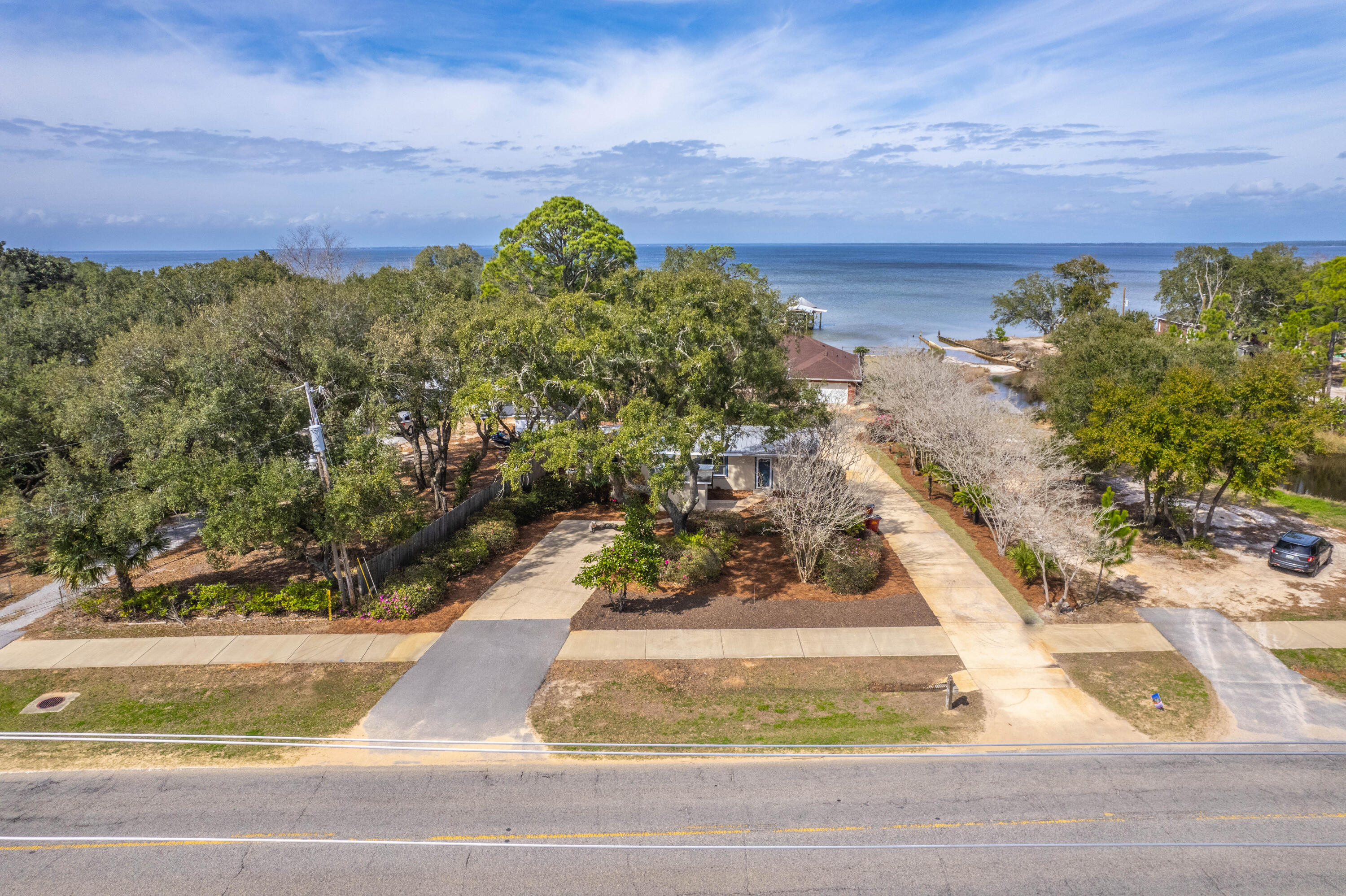 SANDY COVE - Residential