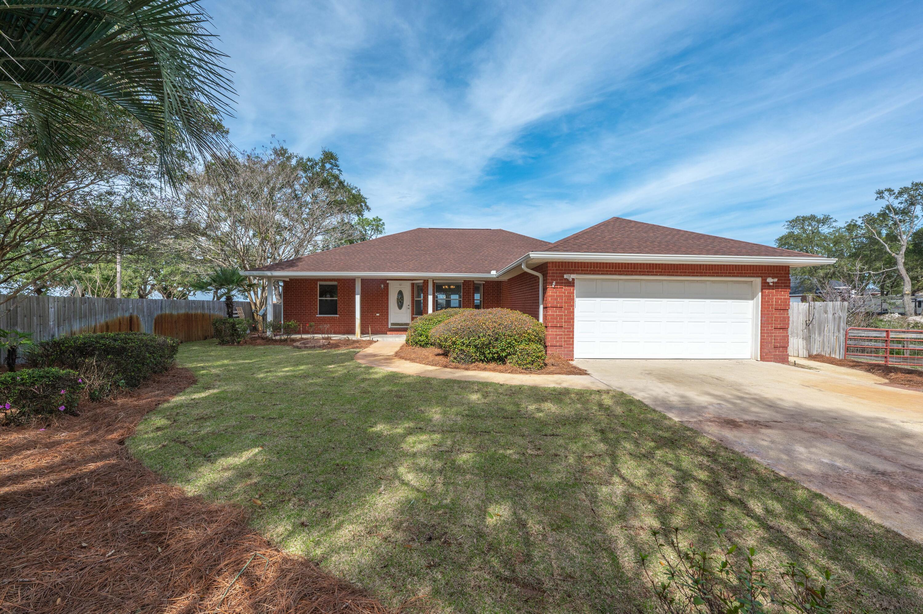 SANDY COVE - Residential