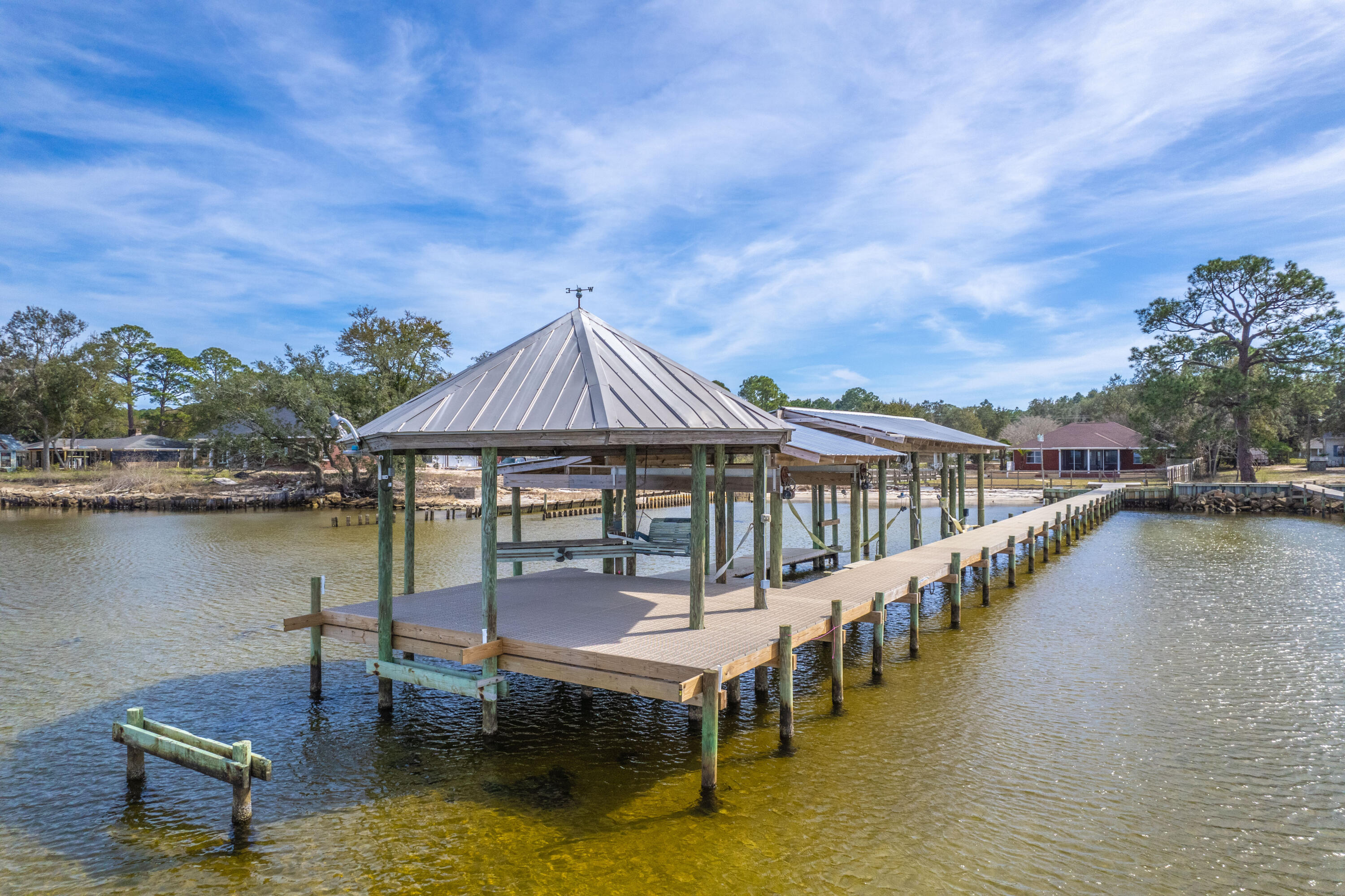 SANDY COVE - Residential