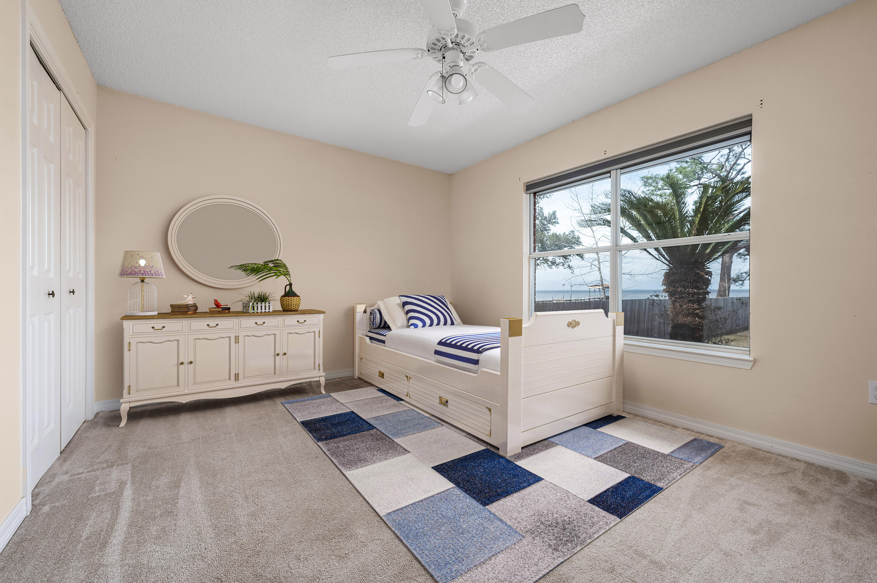 SANDY COVE - Residential