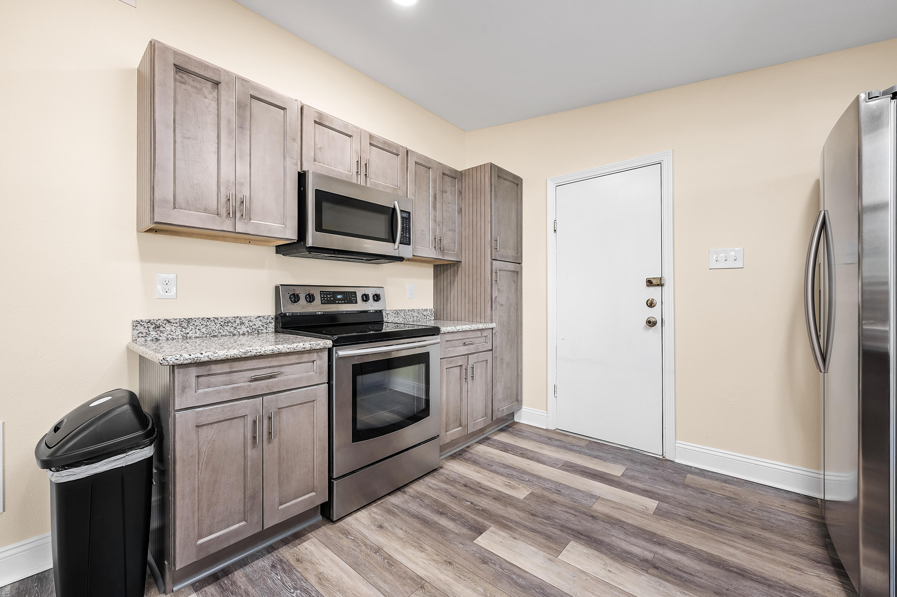 SANDY COVE - Residential