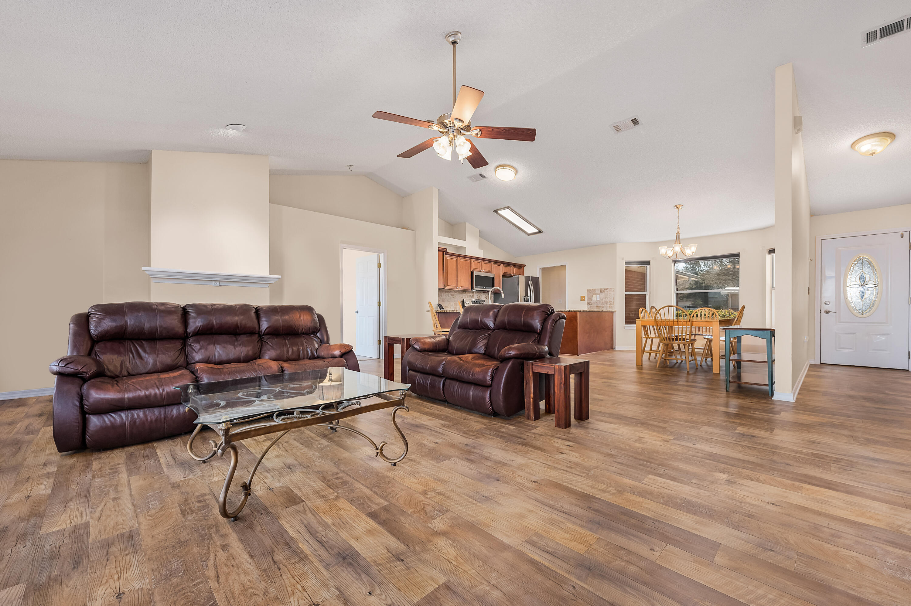 SANDY COVE - Residential