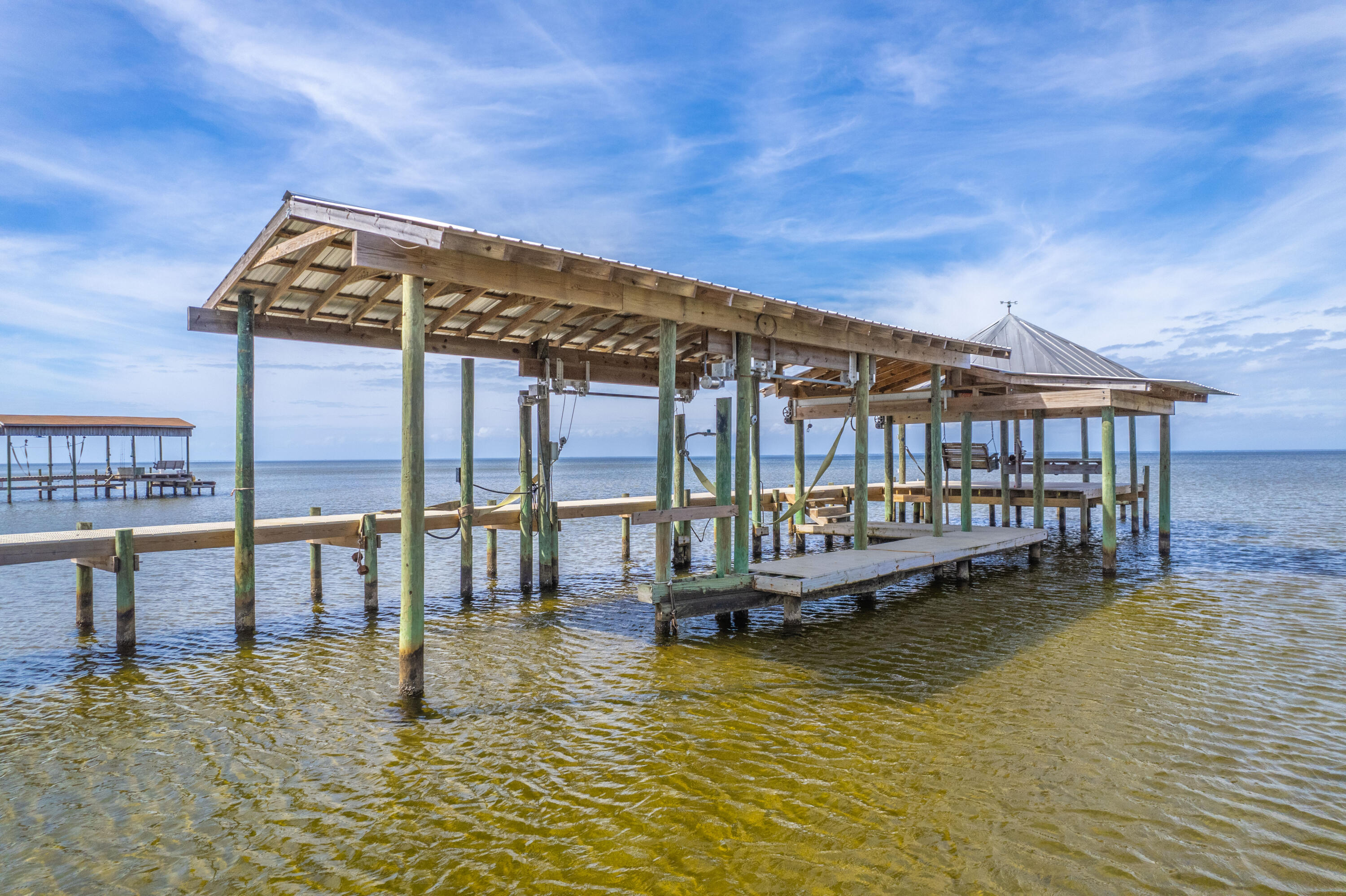 SANDY COVE - Residential