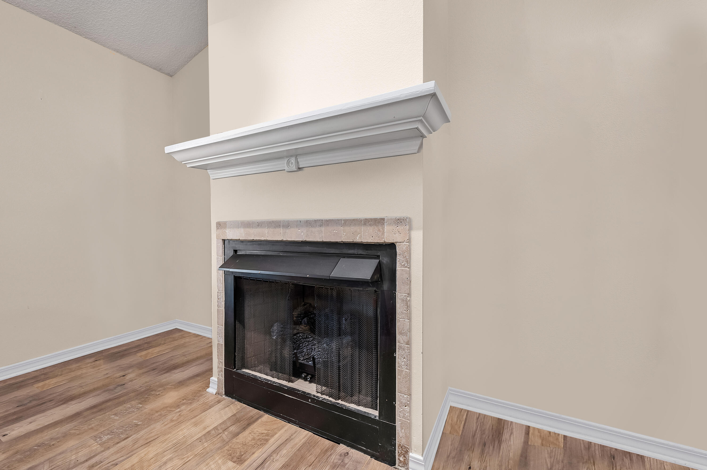 SANDY COVE - Residential