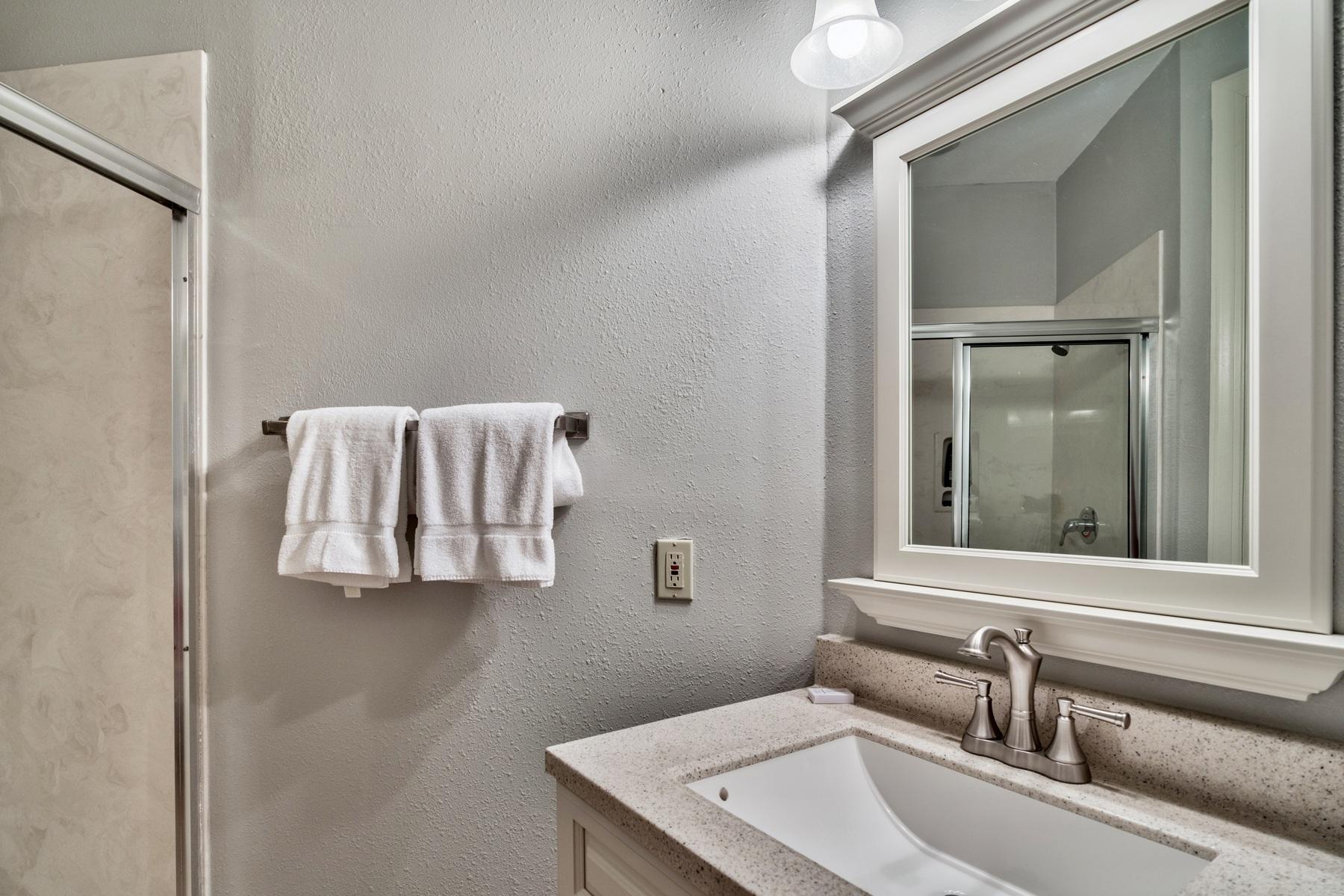 CRYSTAL COVE - Residential