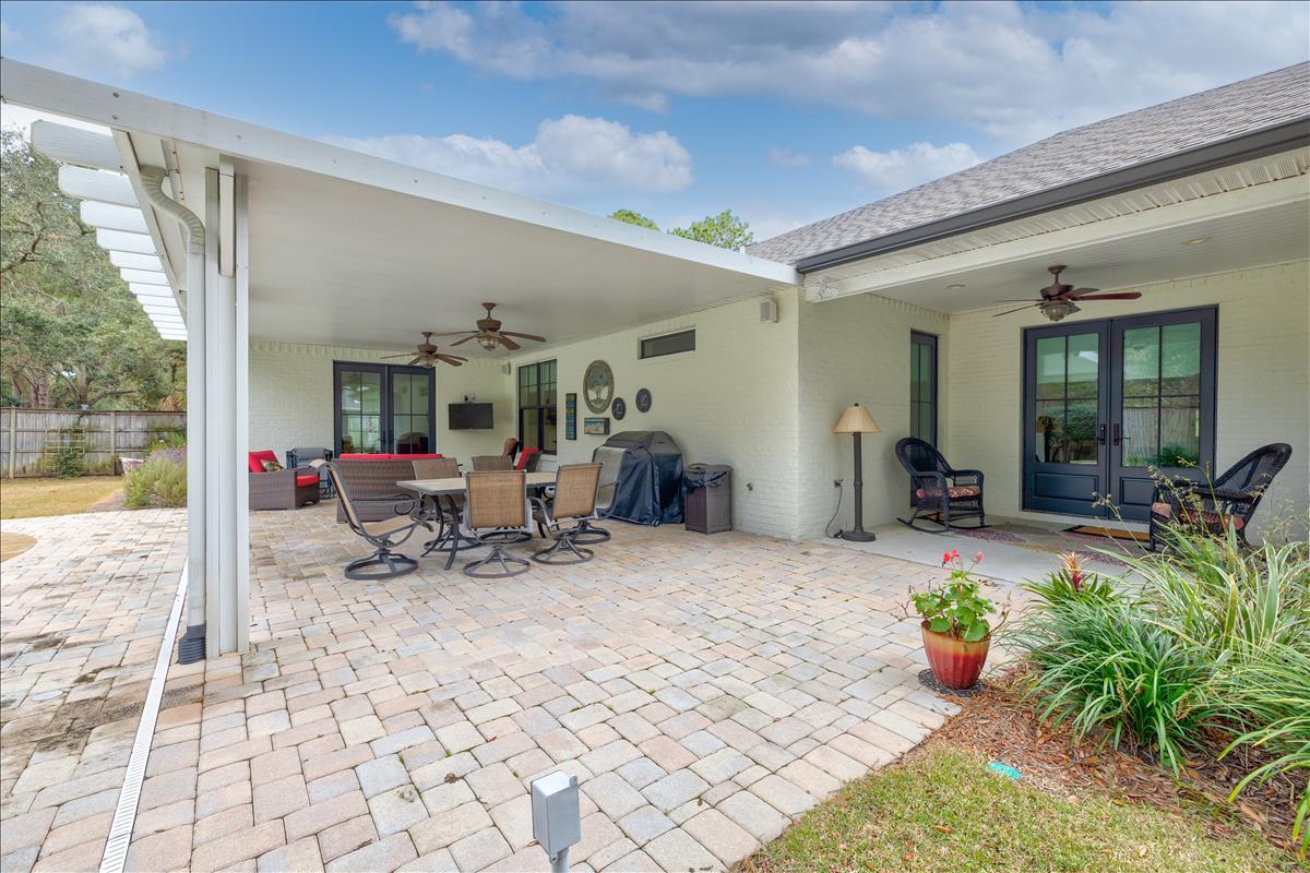 SANDESTIN ESTATES - Residential