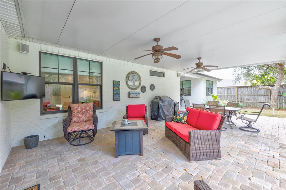 SANDESTIN ESTATES - Residential