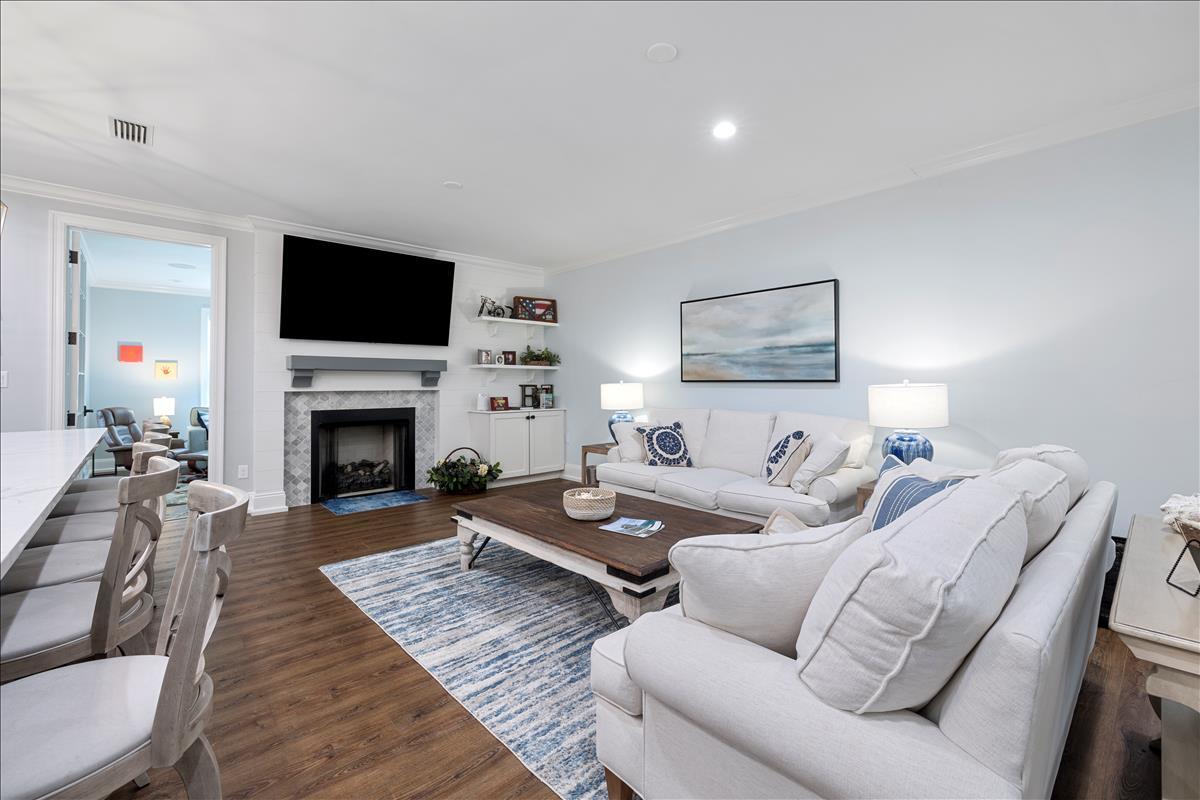 SANDESTIN ESTATES - Residential