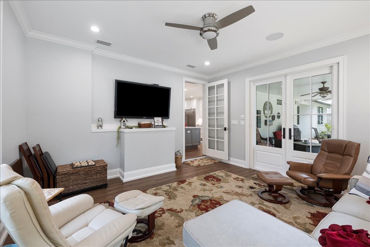 SANDESTIN ESTATES - Residential