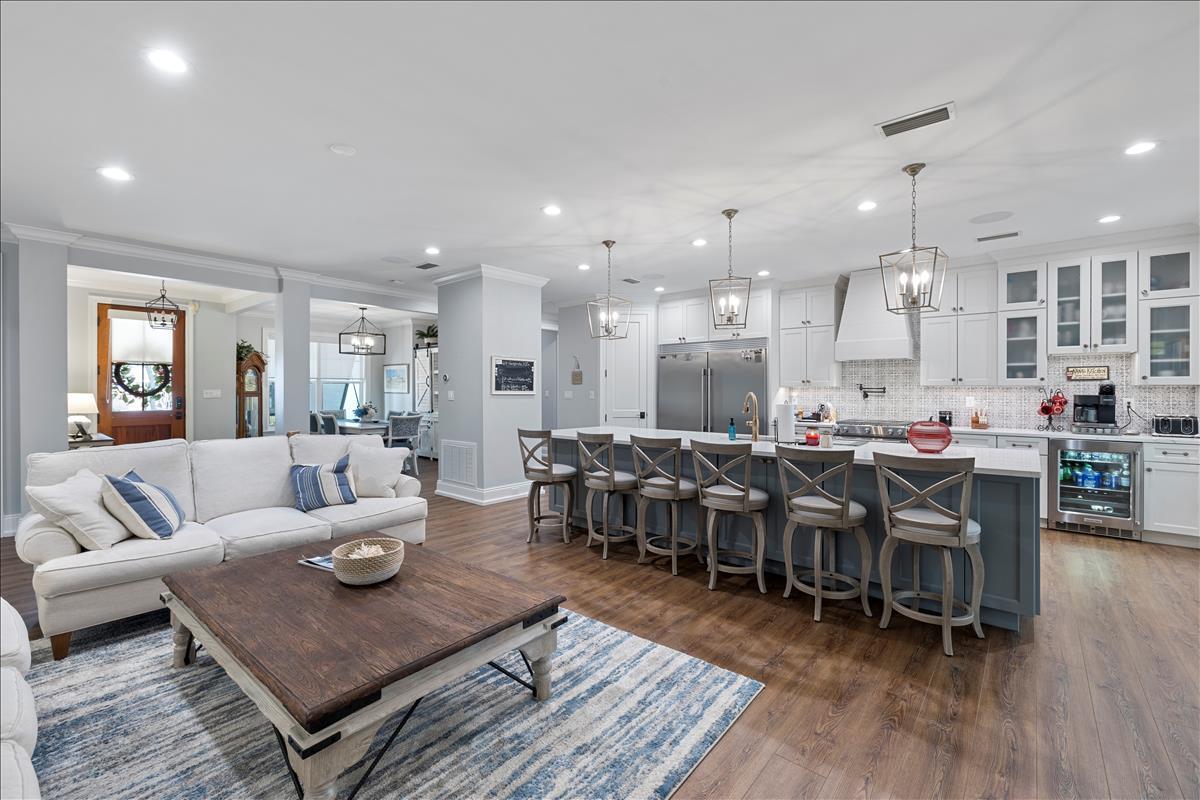 SANDESTIN ESTATES - Residential