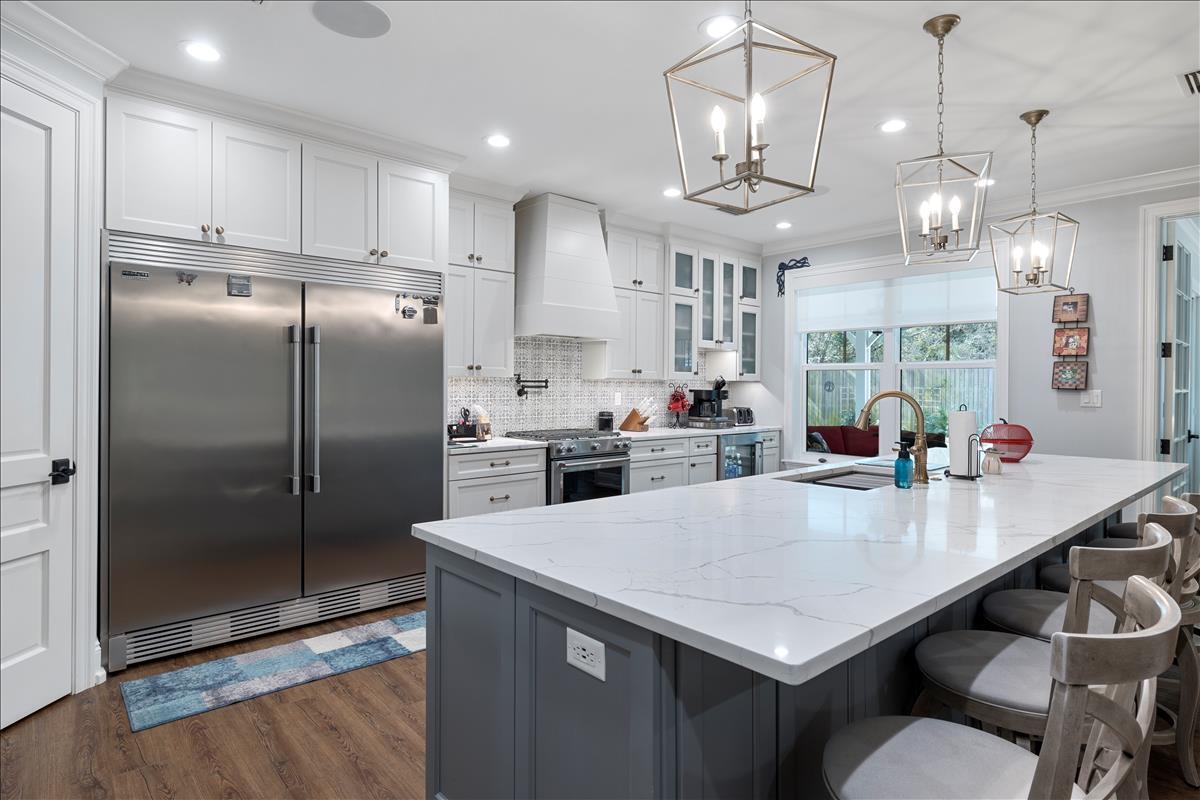 SANDESTIN ESTATES - Residential