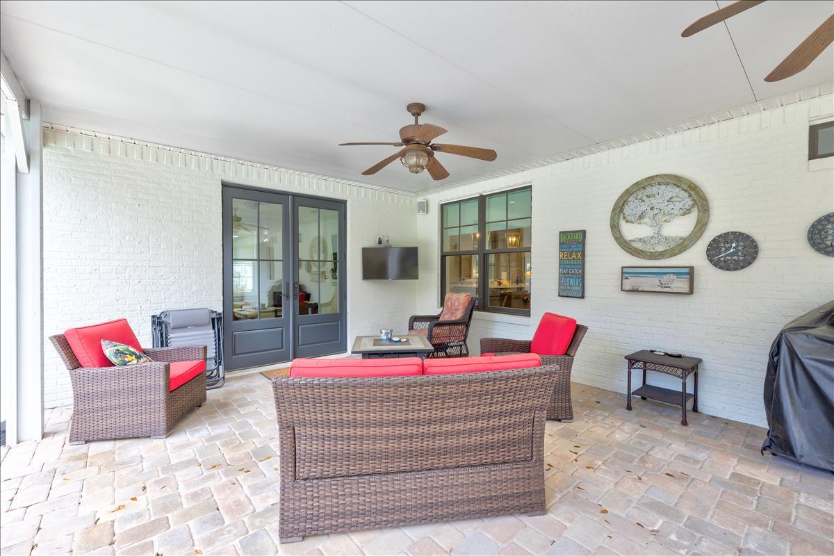 SANDESTIN ESTATES - Residential