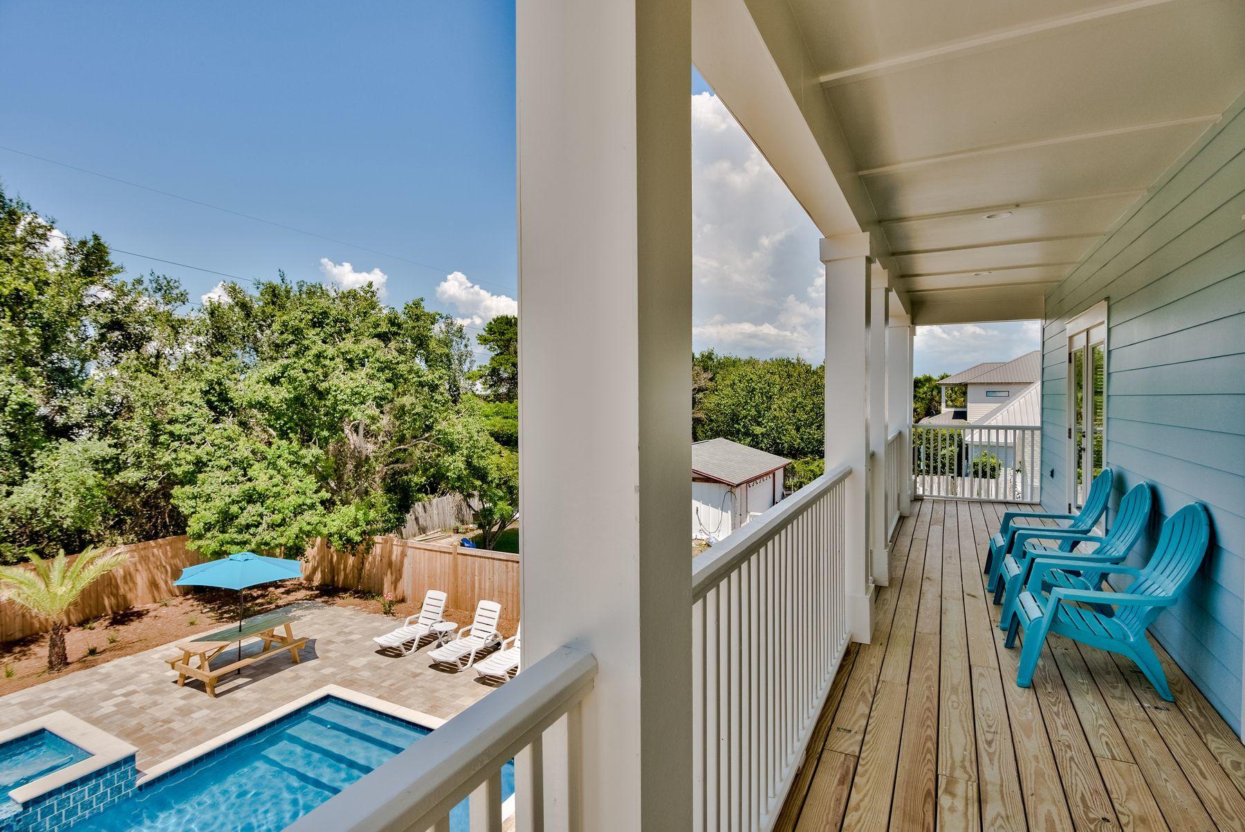 CRYSTAL BEACH - Residential