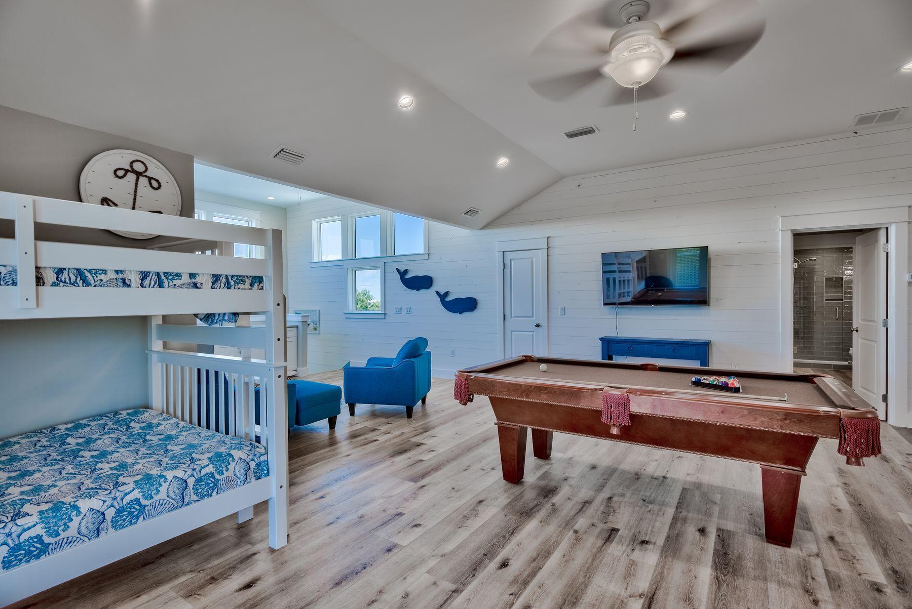 CRYSTAL BEACH - Residential