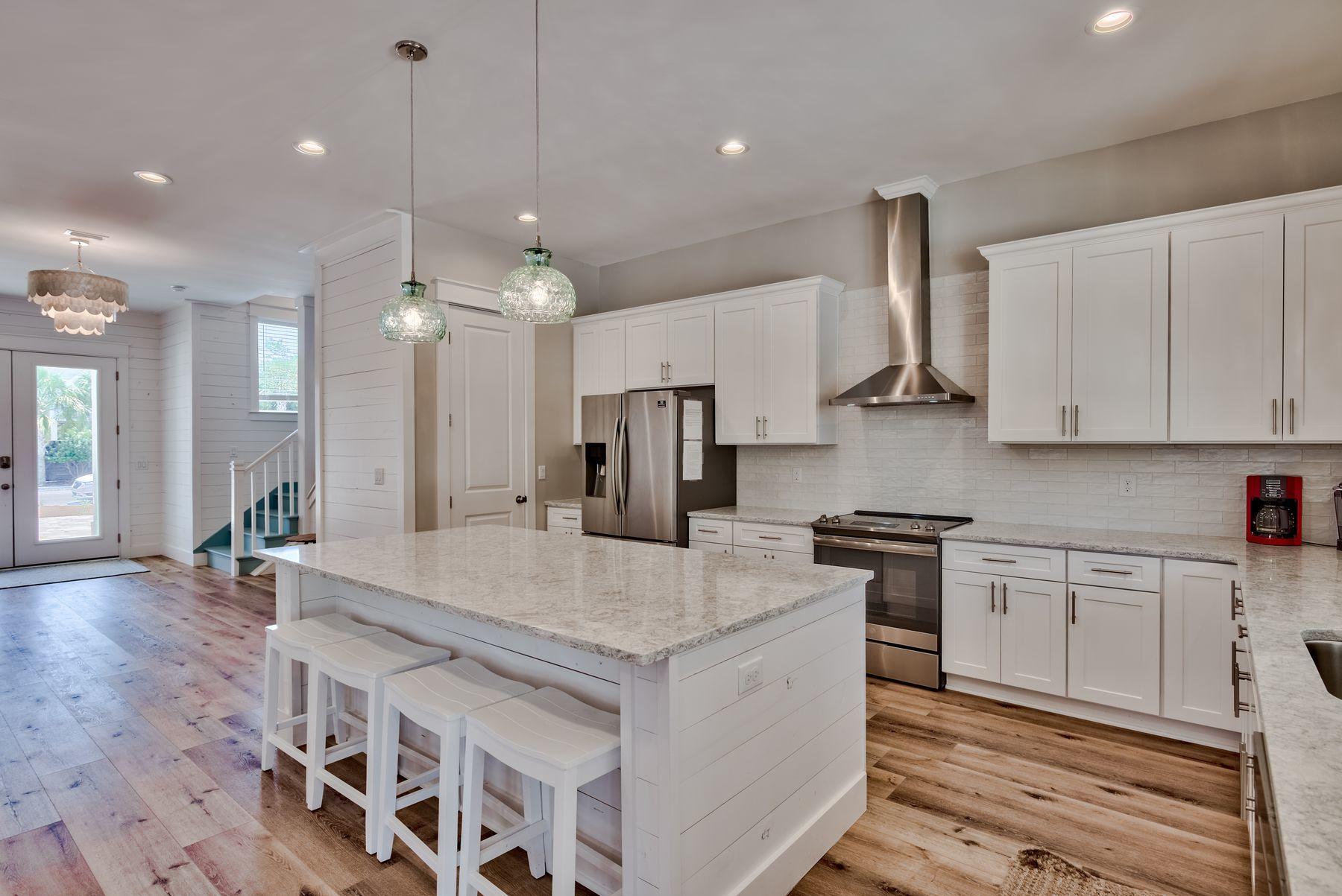CRYSTAL BEACH - Residential