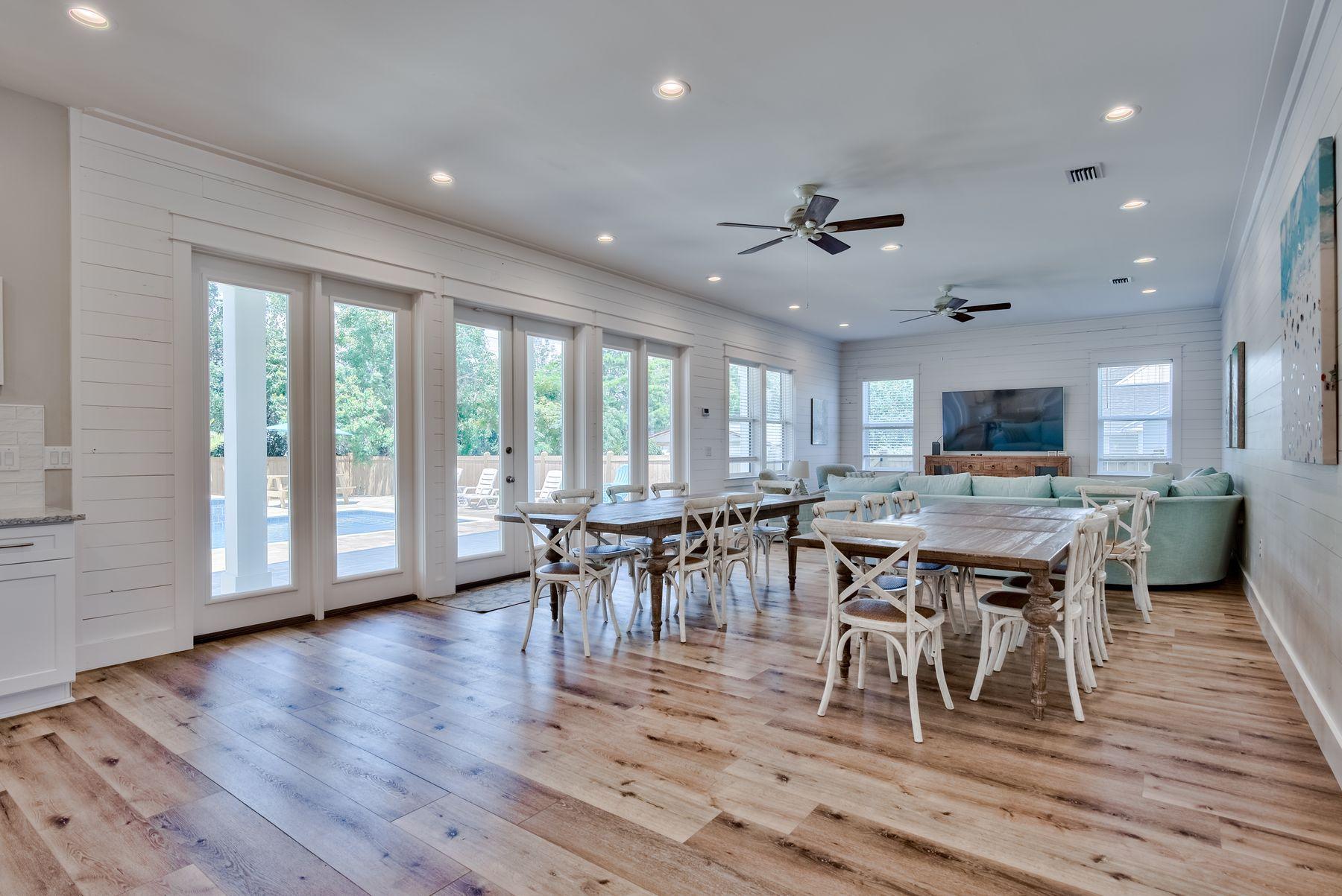 CRYSTAL BEACH - Residential