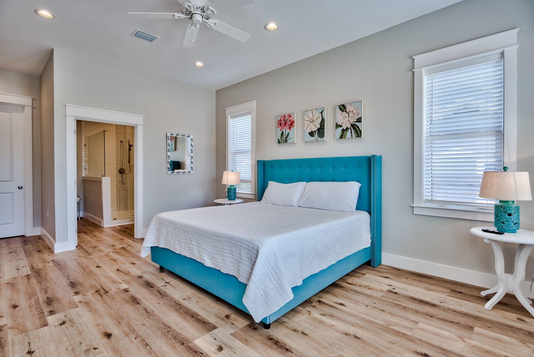 CRYSTAL BEACH - Residential