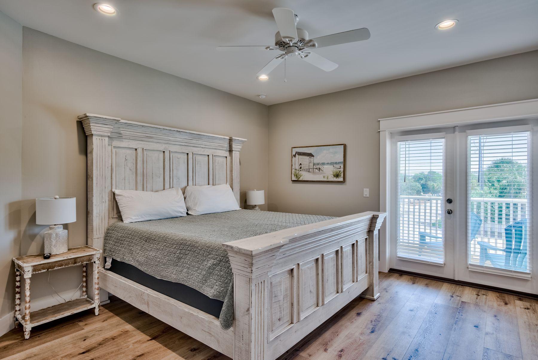 CRYSTAL BEACH - Residential