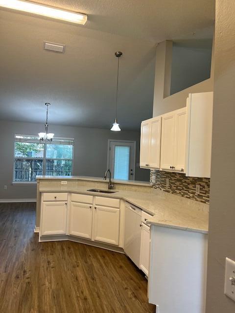 MACK BAYOU POINTE - Residential Lease