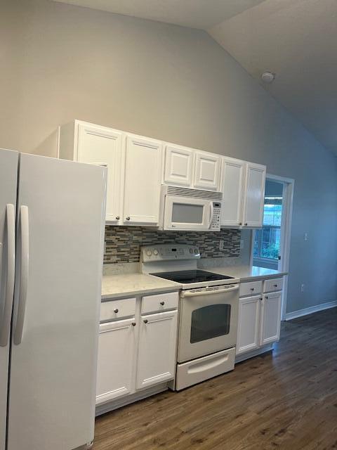 MACK BAYOU POINTE - Residential Lease