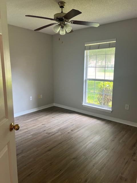 MACK BAYOU POINTE - Residential Lease