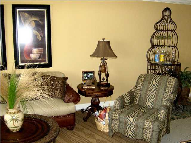 EL MATADOR CONDO - Residential