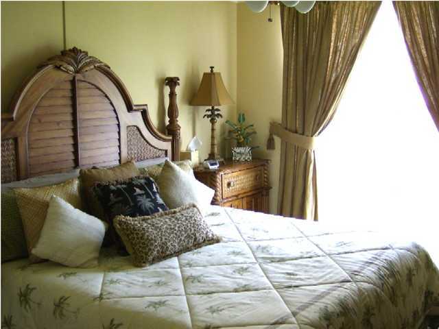 EL MATADOR CONDO - Residential