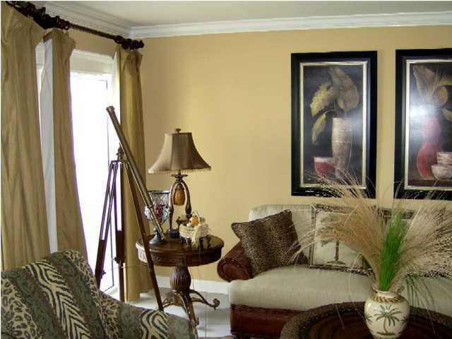 EL MATADOR CONDO - Residential