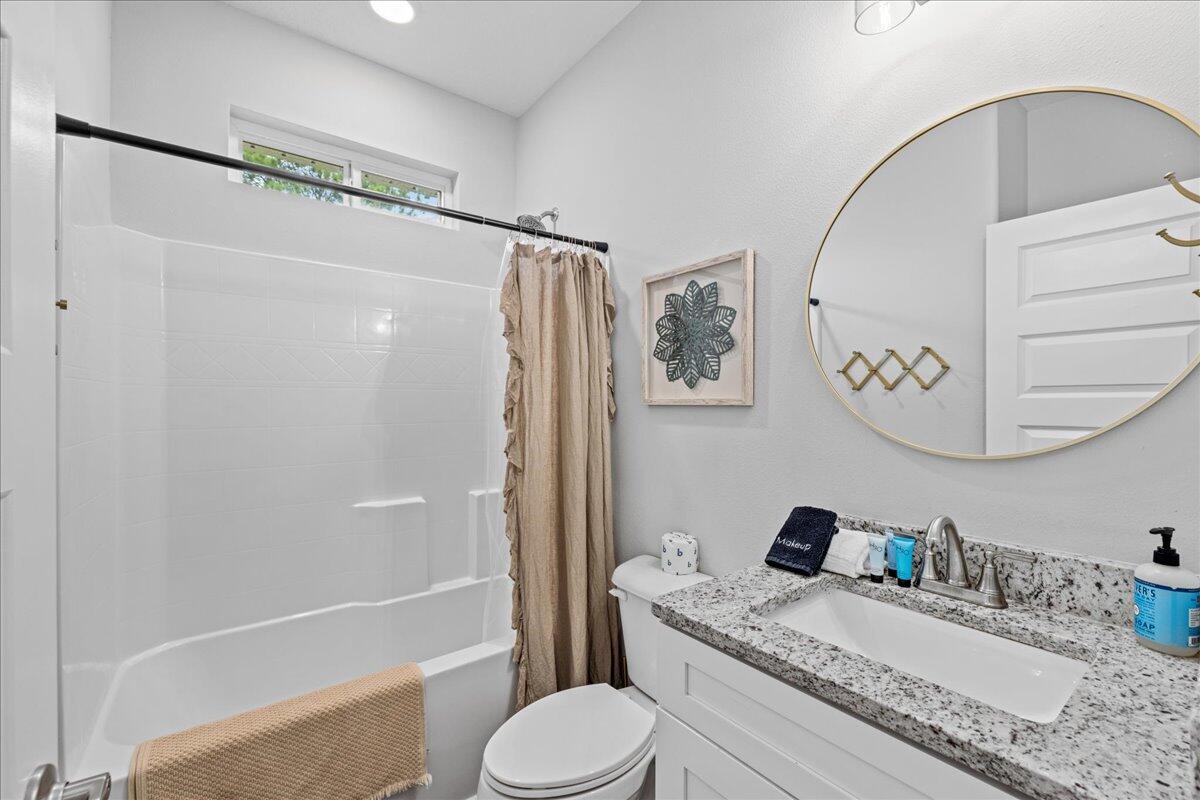 BARBAROSA RANCHETTES 1ST ADDN - Residential Lease