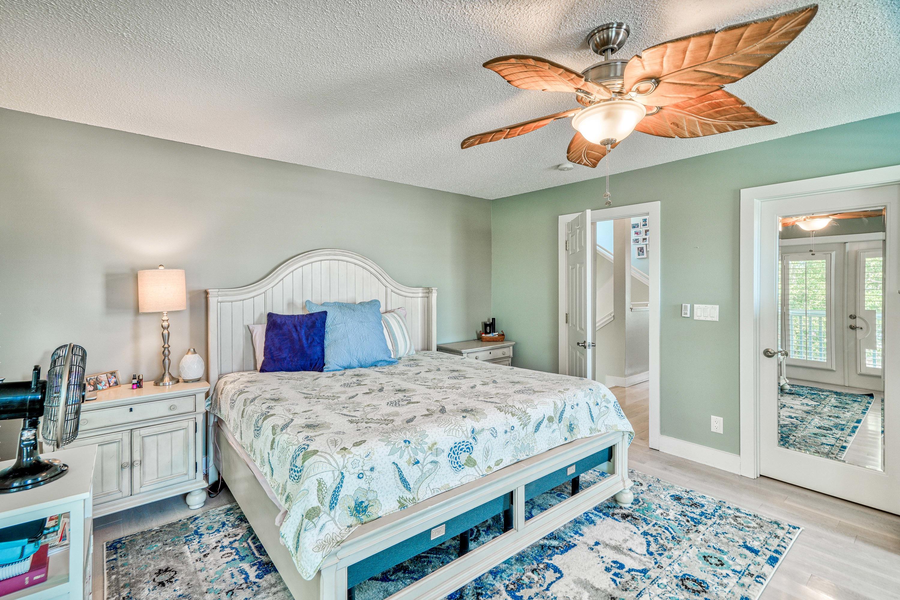 BEACH HIGHLANDS - Residential