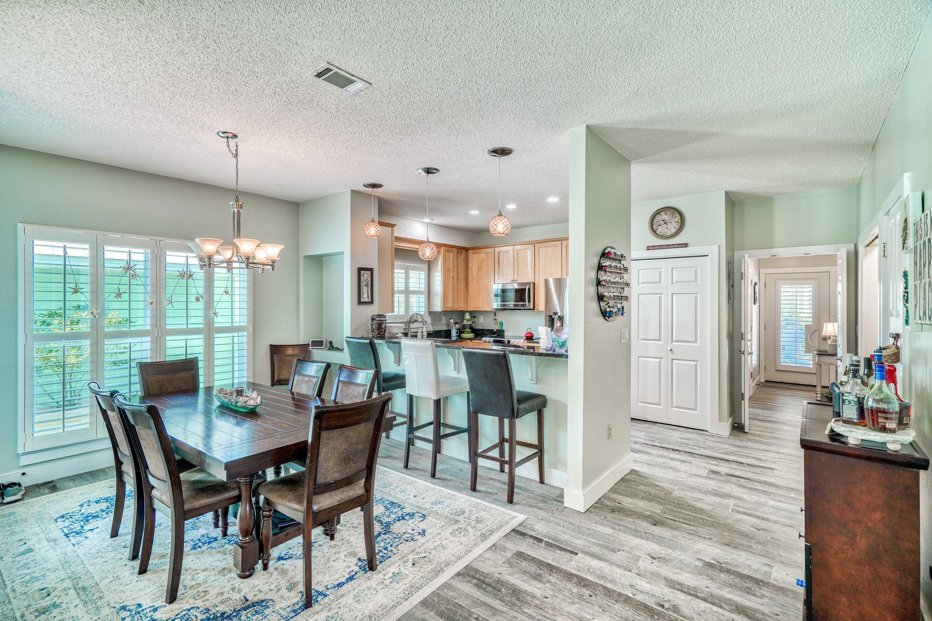 BEACH HIGHLANDS - Residential