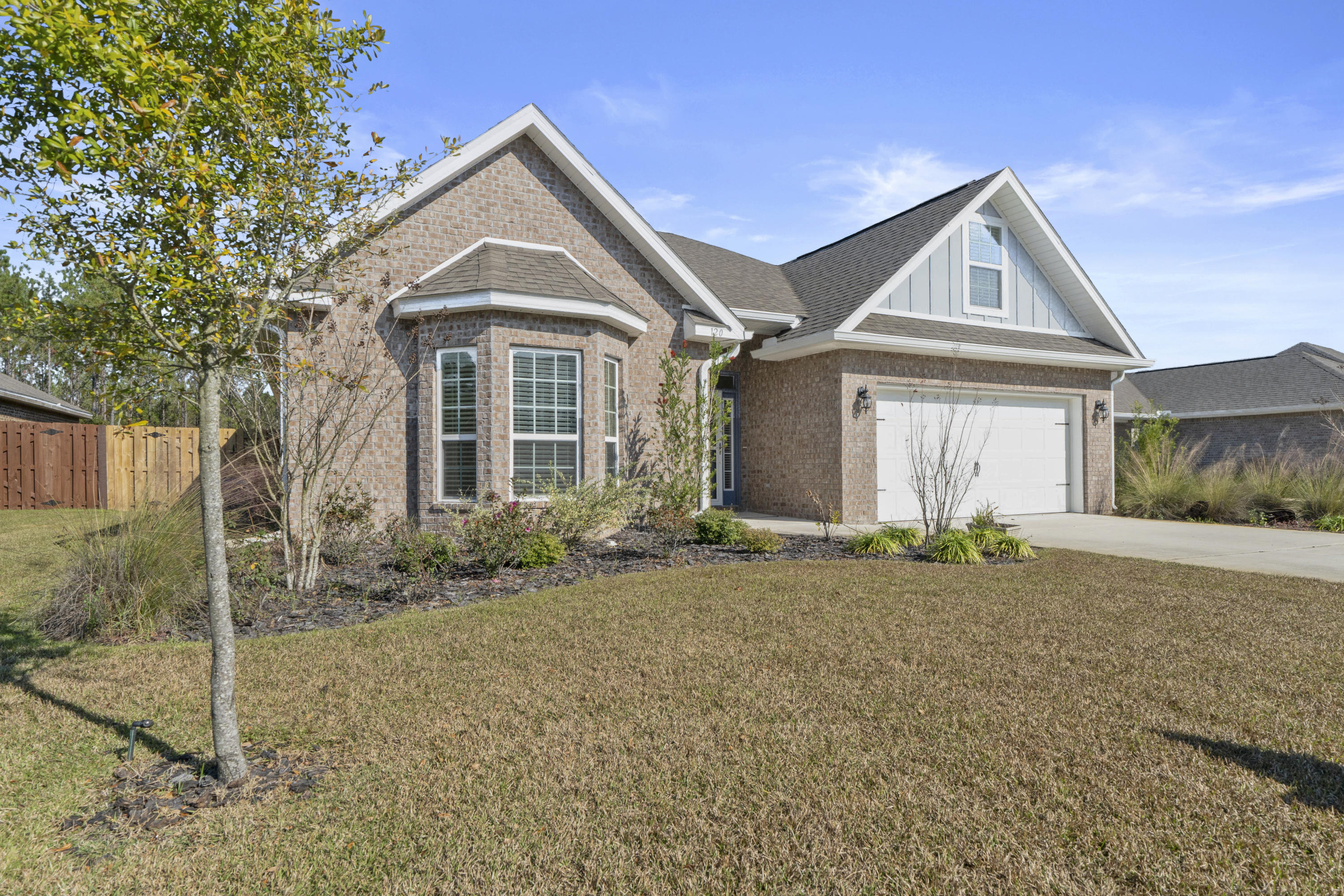 HAMMOCK BAY - Residential