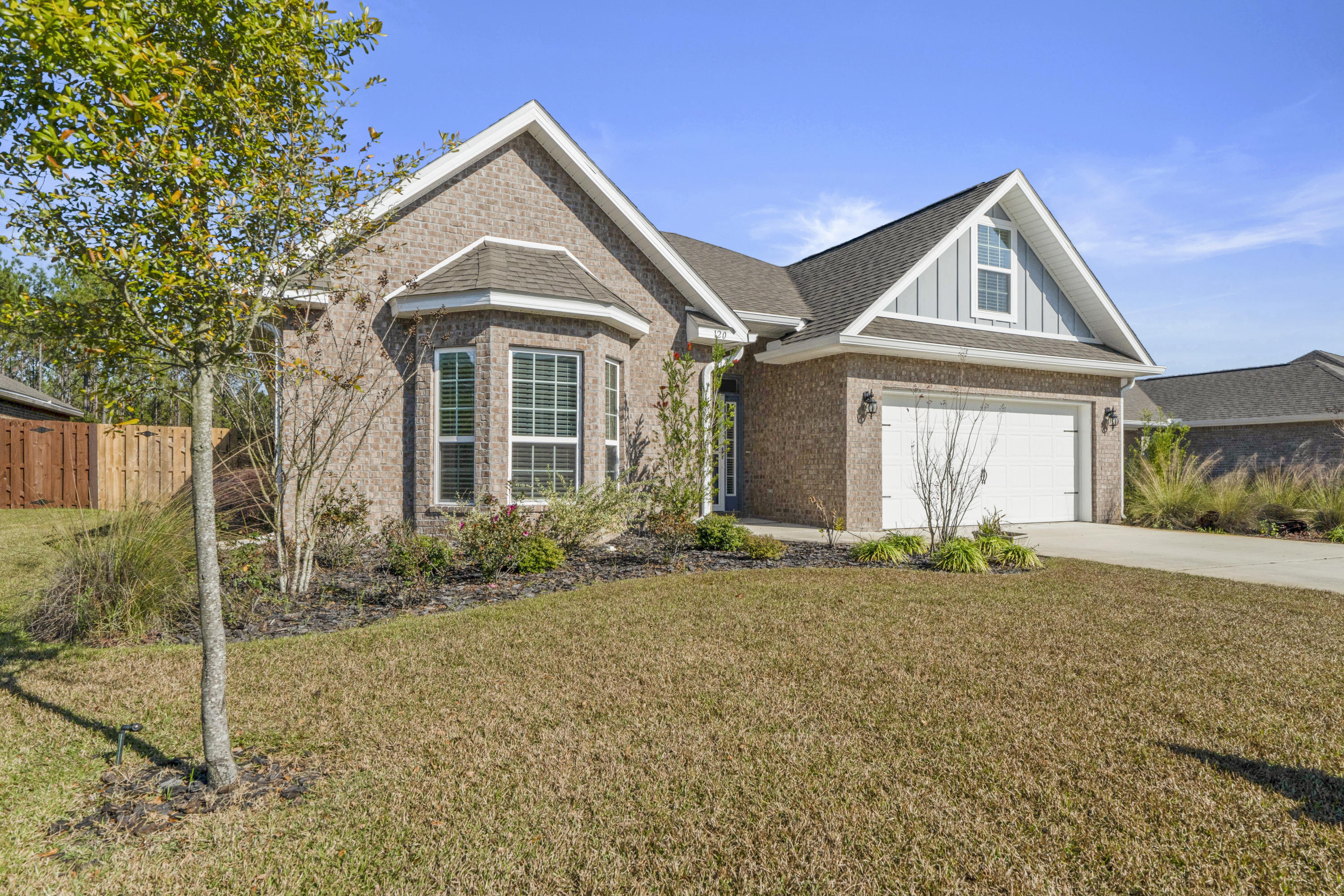 HAMMOCK BAY - Residential