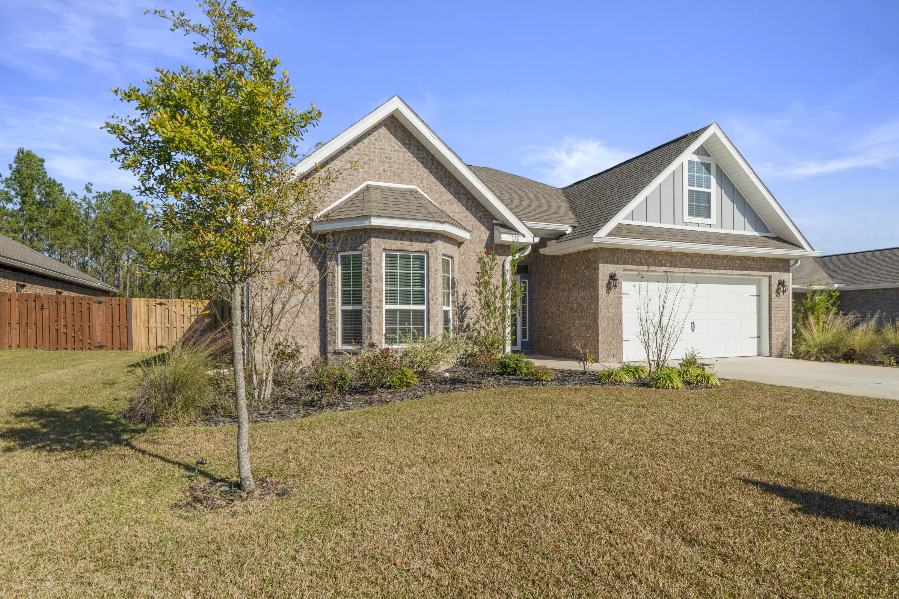 HAMMOCK BAY - Residential