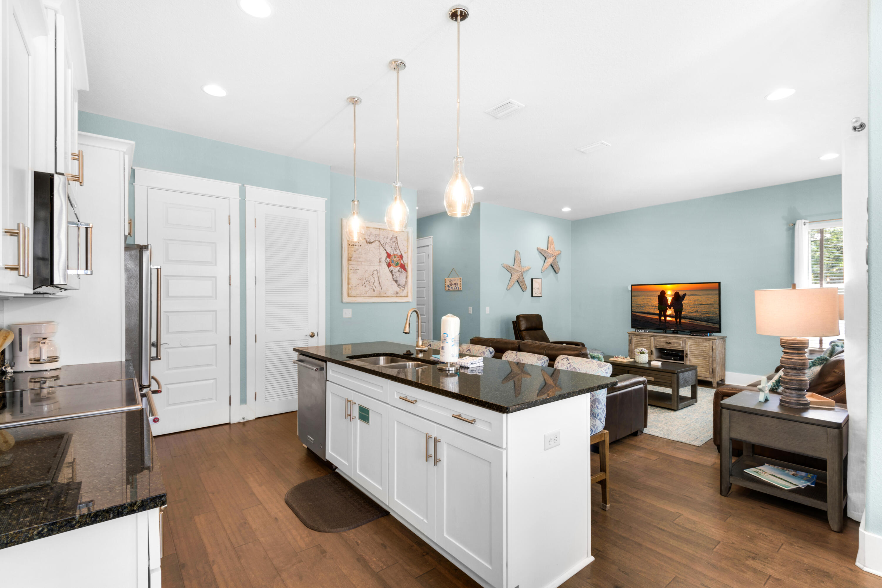 FRANGISTA BEACH 2ND ADDN - Residential