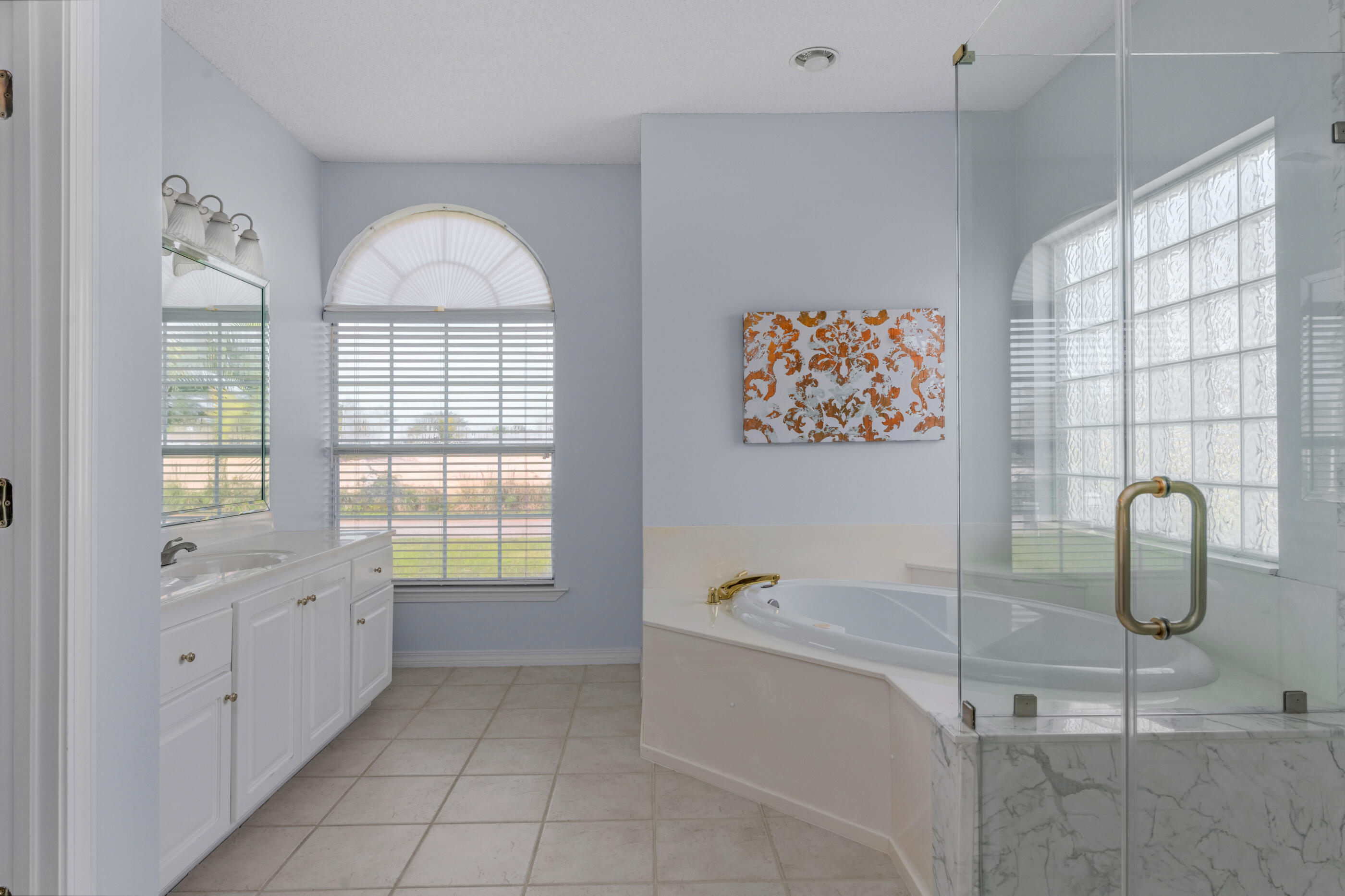 COSTA VERDE - Residential